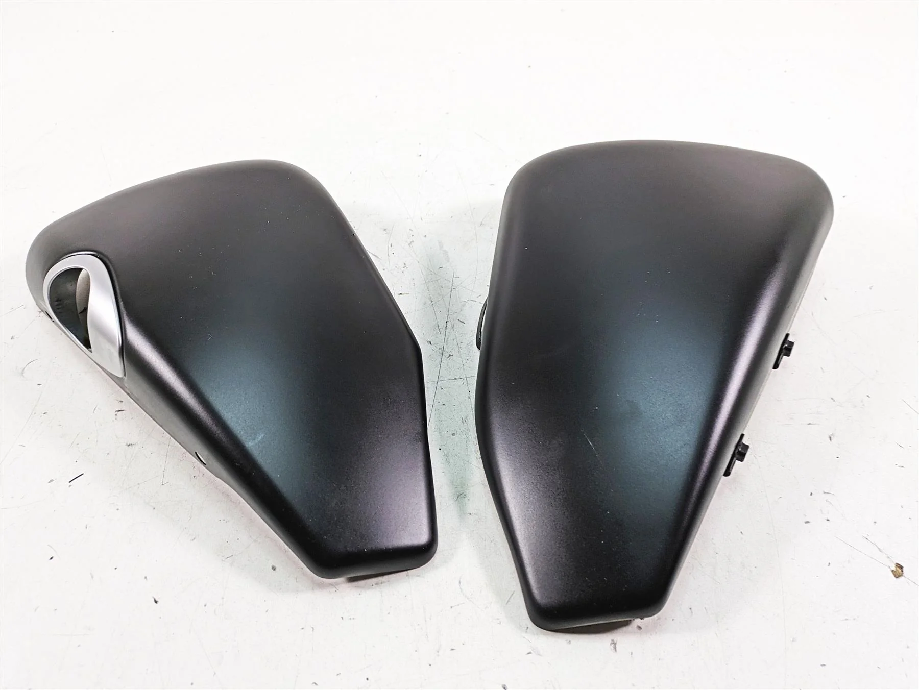 2017 Harley XL883 N Sportster Iron Side Cover Fairing Set 57200091DH 57200092DH - Image 12