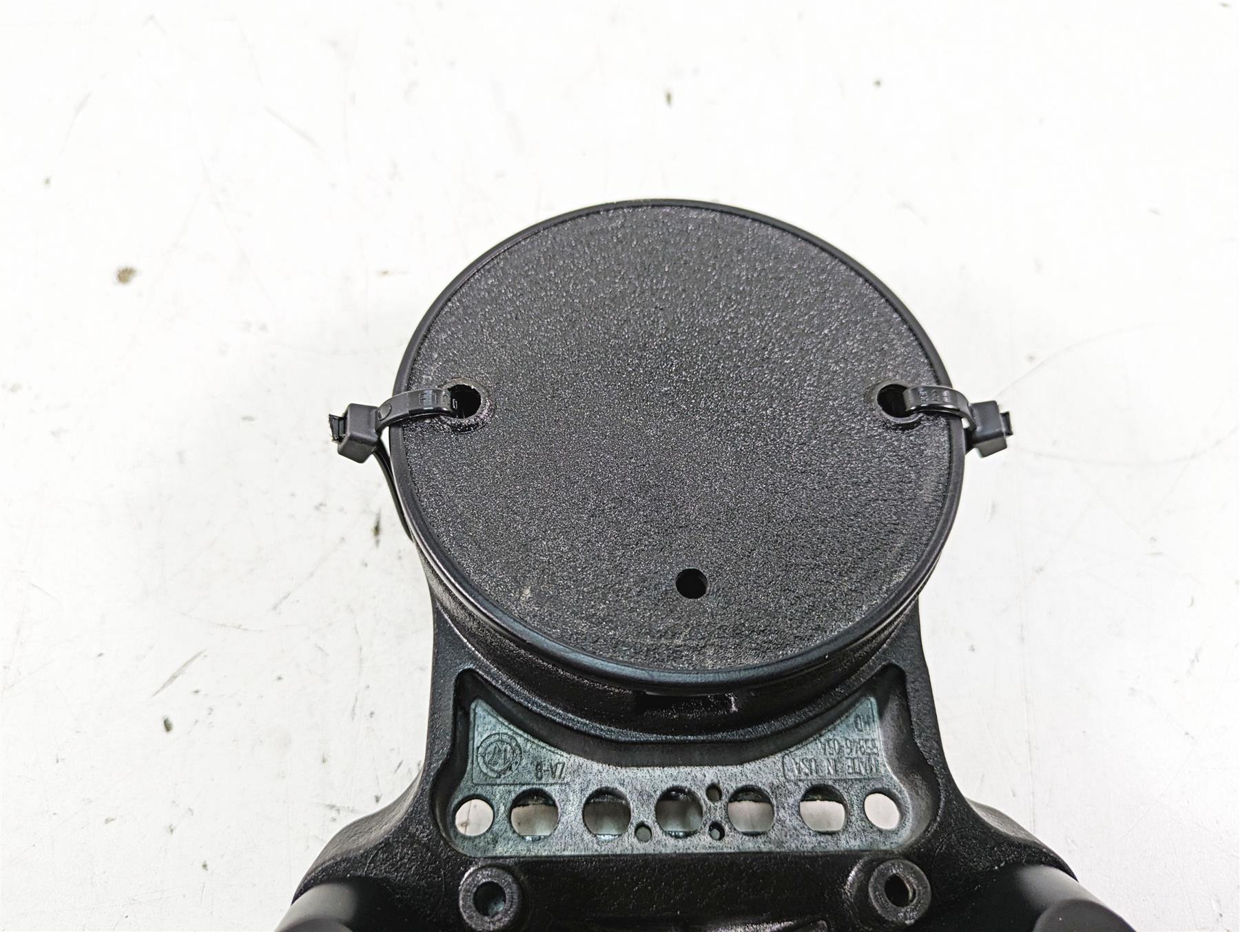 2017 Harley XL883 N Sportster Iron Speedometer Housing & Riser 55847-05A - Image 10