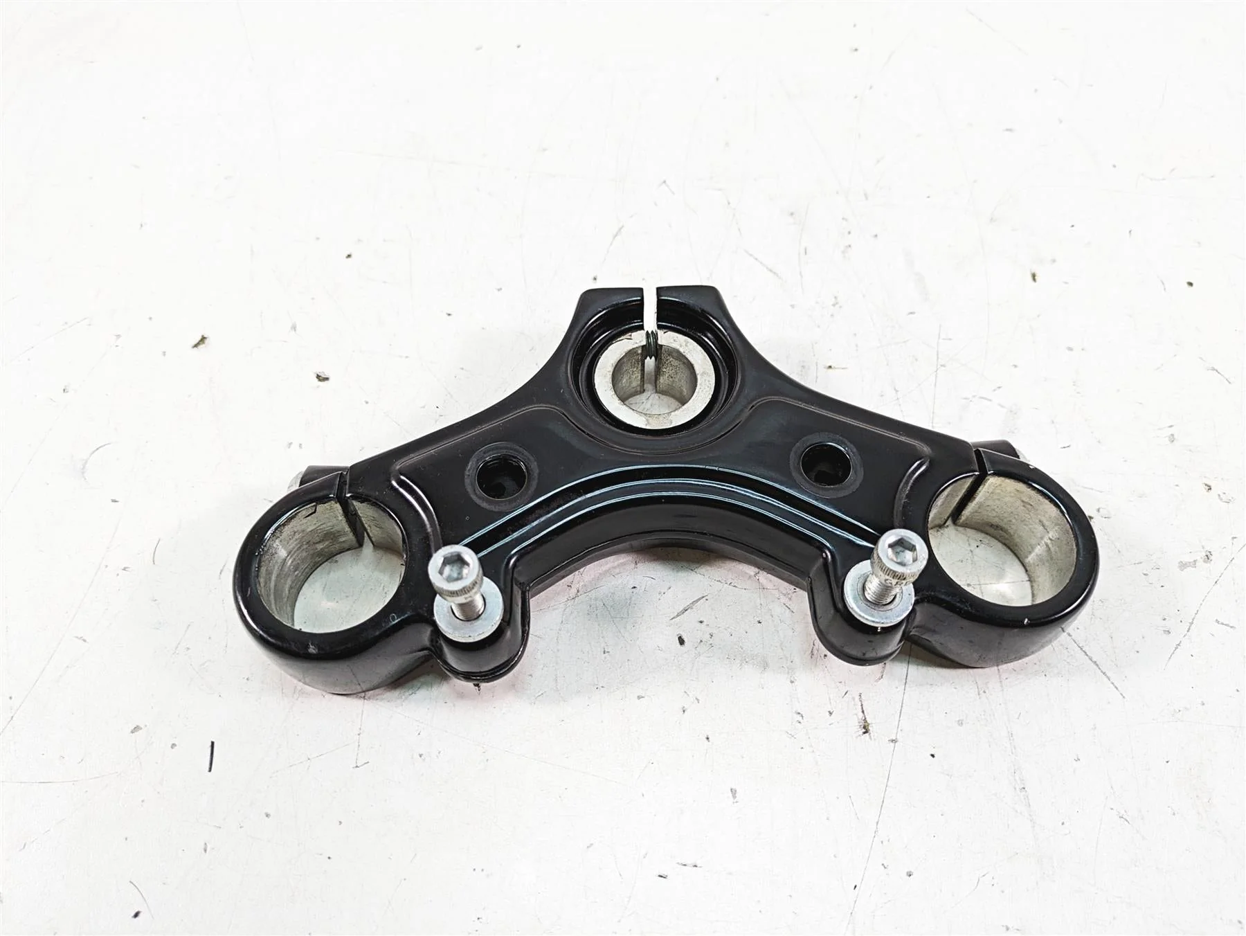 2017 Harley XL883 N Sportster Iron Upper Triple Tree Steering Clamp 46758-07 - Image 3