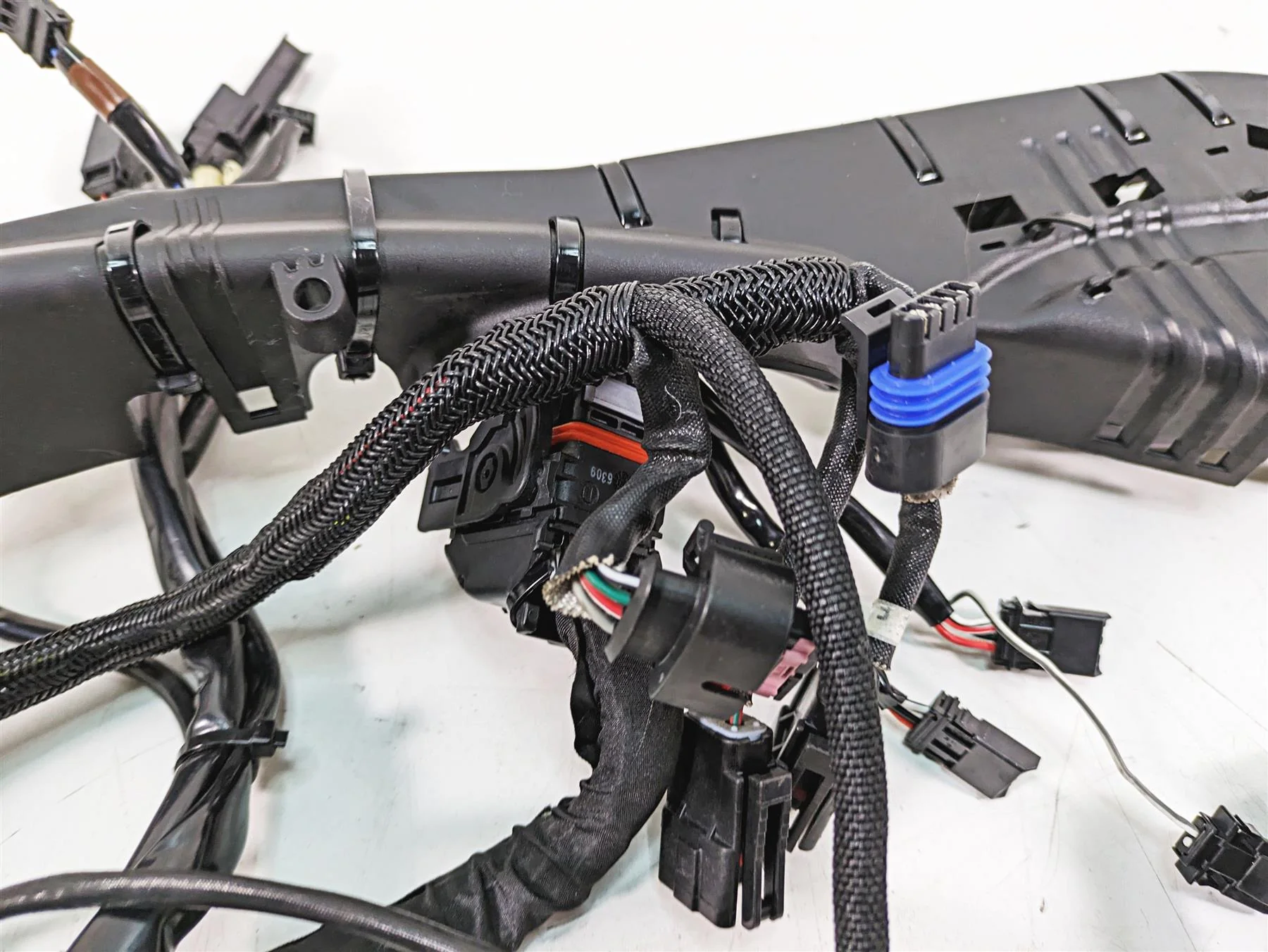 2017 Harley XL883 N Sportster Iron Wiring Harness Loom - No Abs & Key 69200072B - Image 12