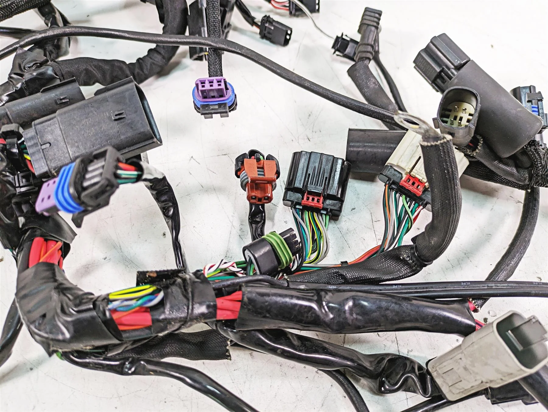 2017 Harley XL883 N Sportster Iron Wiring Harness Loom - No Abs & Key 69200072B - Image 2