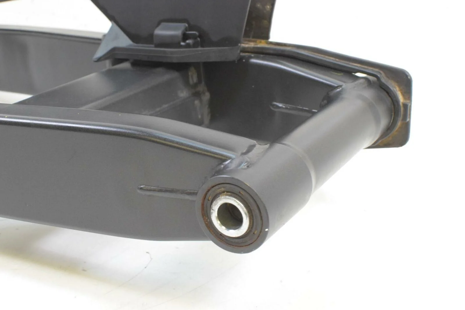 2017 Honda CBR500 R CBR500R Rear Straight Swingarm Assy 52200-MGZ-J00 - Image 9