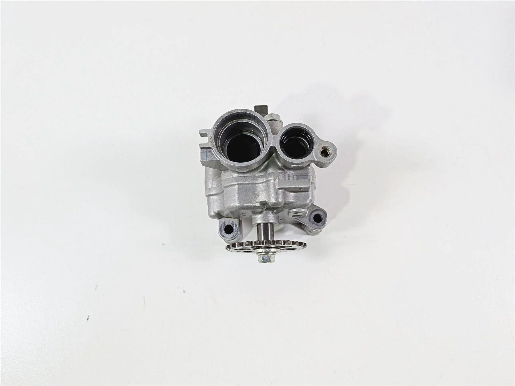 2017 Honda CBR600RR PC40 Engine Oil Pump Motor Oem Honda Part 15100-MFJ-D00 - Image 2