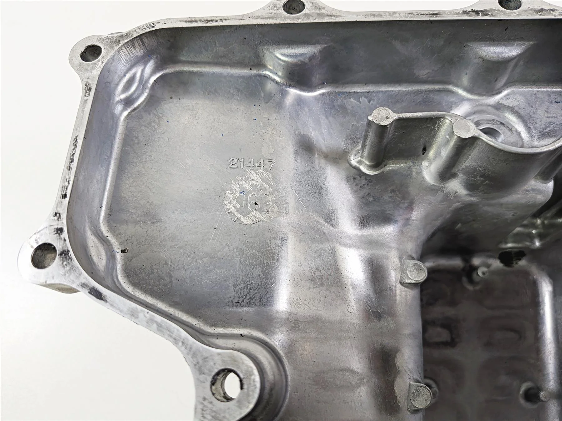 2017 Honda CBR600RR PC40 Oil Pan Lower Engine Case Cover 11210-MFJ-D01 - Image 10
