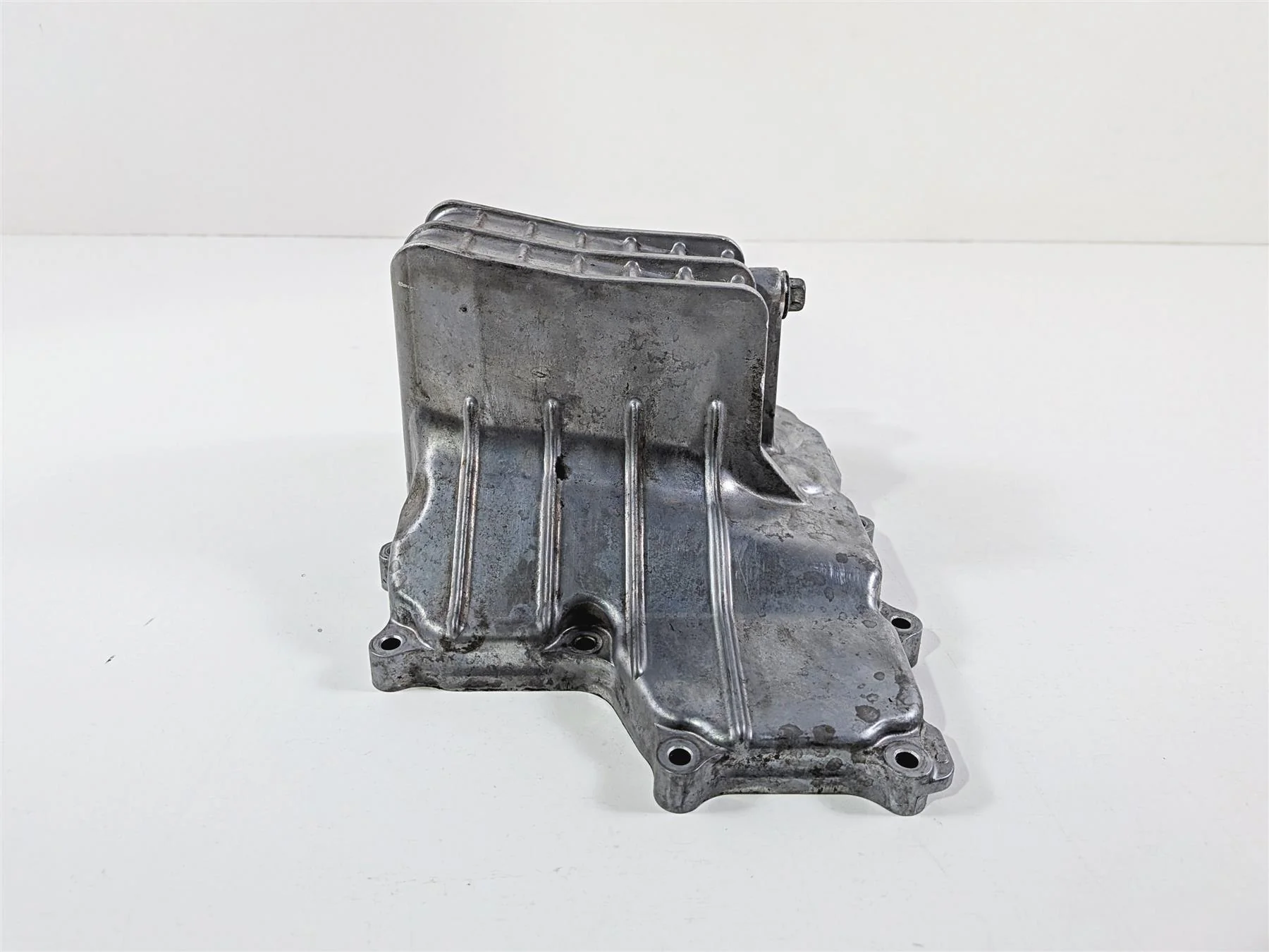 2017 Honda CBR600RR PC40 Oil Pan Lower Engine Case Cover 11210-MFJ-D01 - Image 3