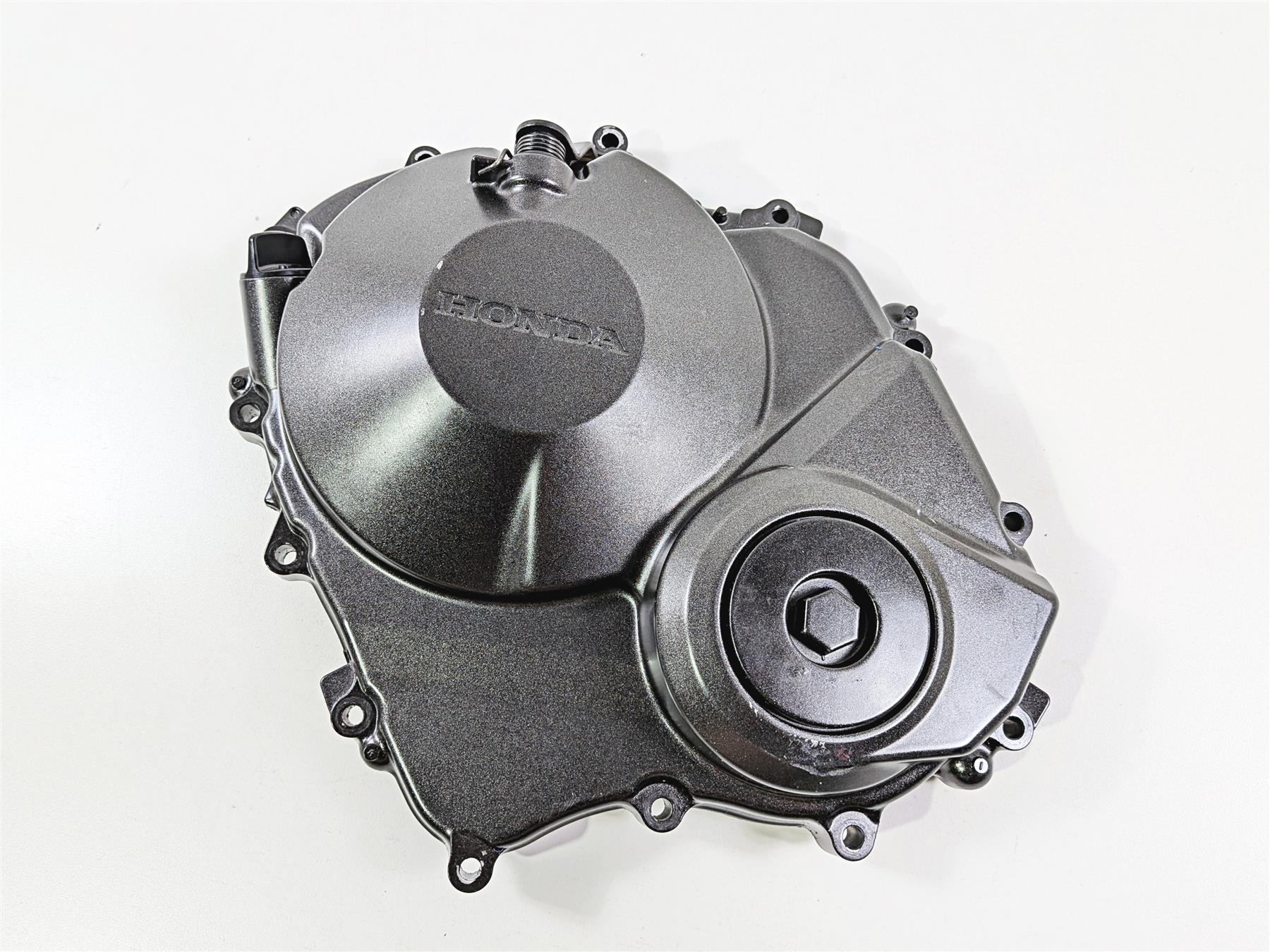 2017 Honda CBR600RR PC40 Right Engine Side Clutch Cover 11330-MFJ-A41 - Image 12