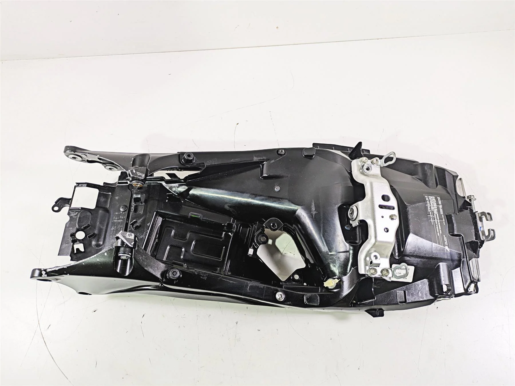2017 Honda CBR600RR Rear Straight Sub Frame Subframe 50200-MFJ-A60 - Image 6