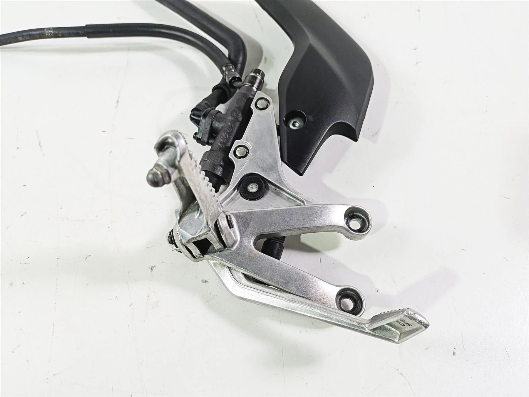 2017 Honda CBR600RR Right Footpeg & Rear Brake Master Cylinder 50600-MFJ-D00 - Image 6