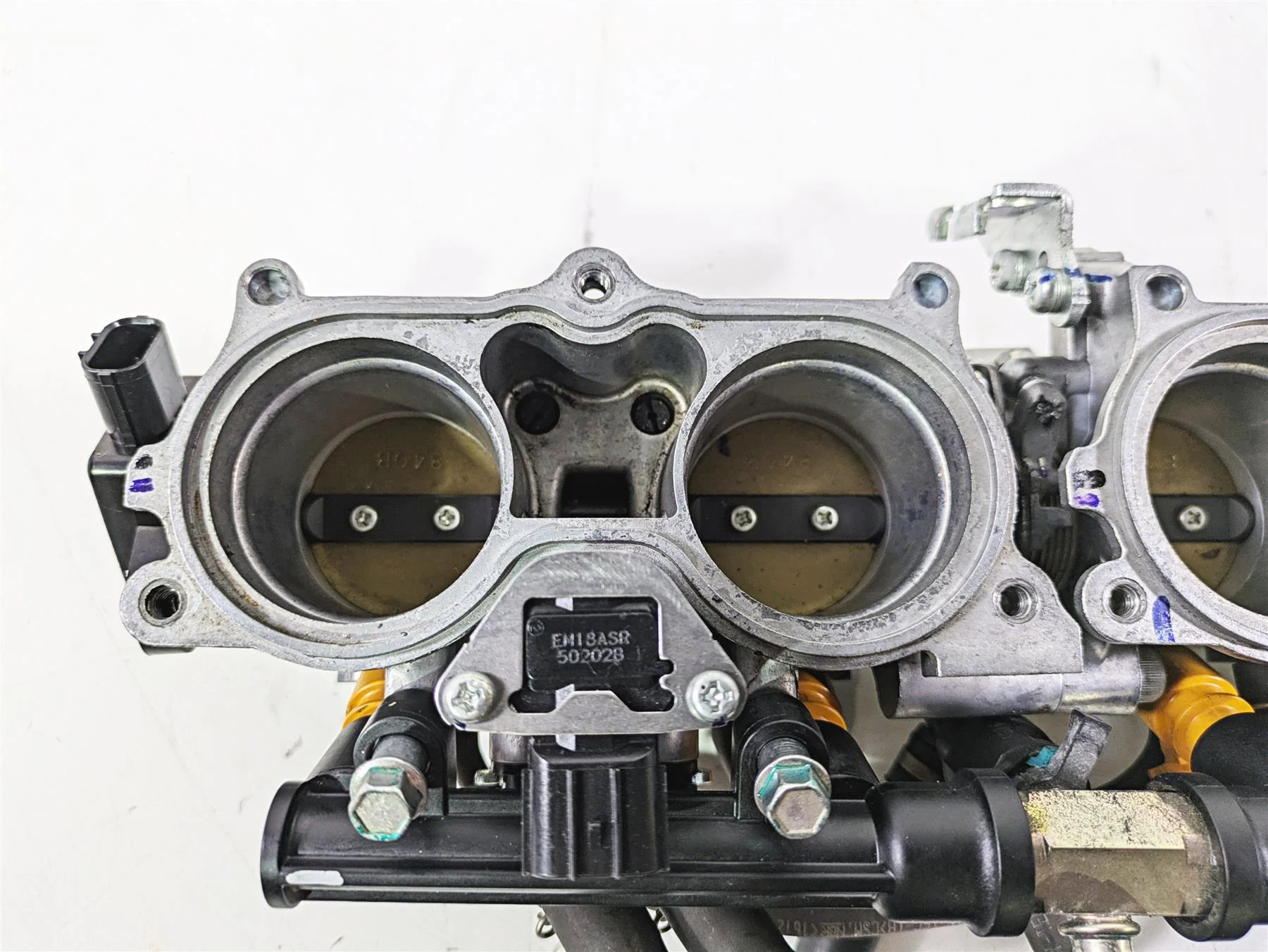 2017 Honda CBR600RR Throttle Bodies Keihin - Tested - Video 16400-MJC-A01 - Image 7