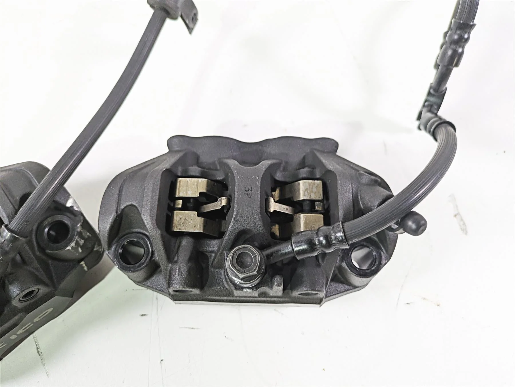 2017 Honda CBR600RR Tokico Front Brake Caliper 108mm 45150-MFL-881 45250-MFL-881 - Image 5