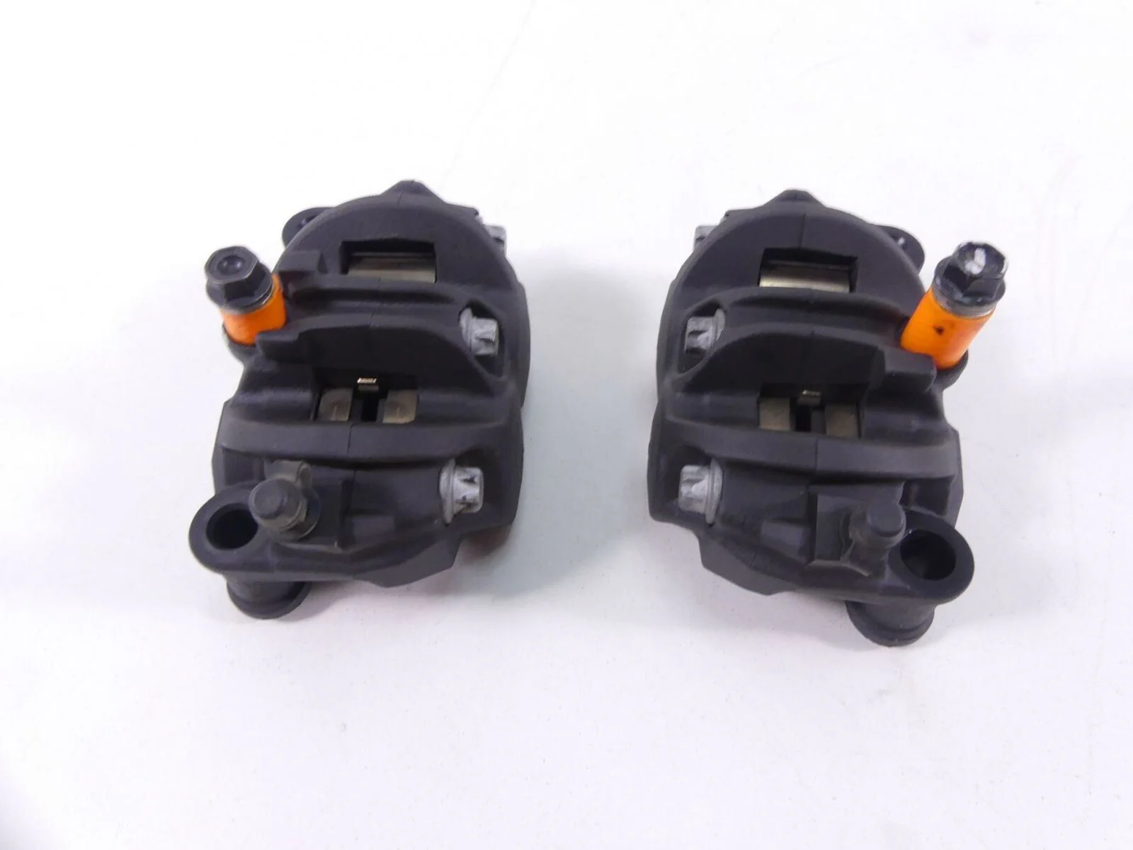 2017 Honda CRF1000 Africa Twin Front Brake Calipers 45150-MJP-G51 45250-MJP-G51 - Image 2