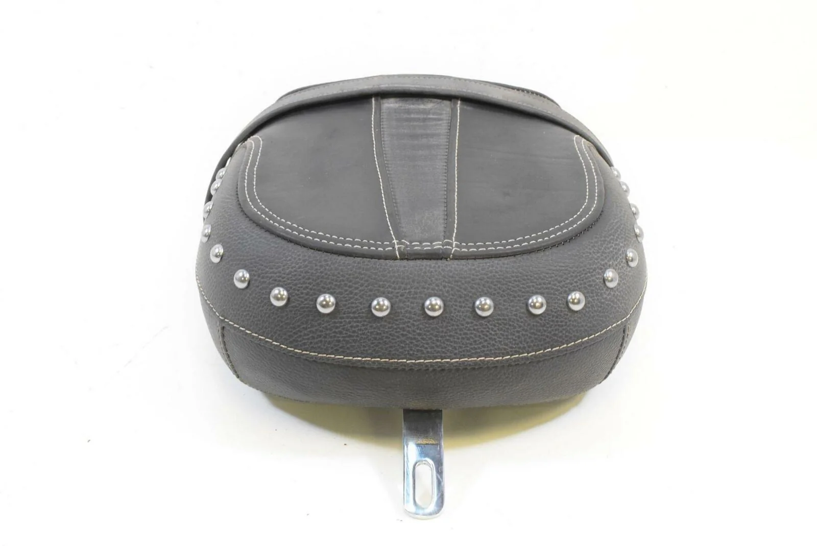 2017 Indian 111ci Springfield Rear Studded Passenger Saddle Pillion Seat 2686581 - Image 2