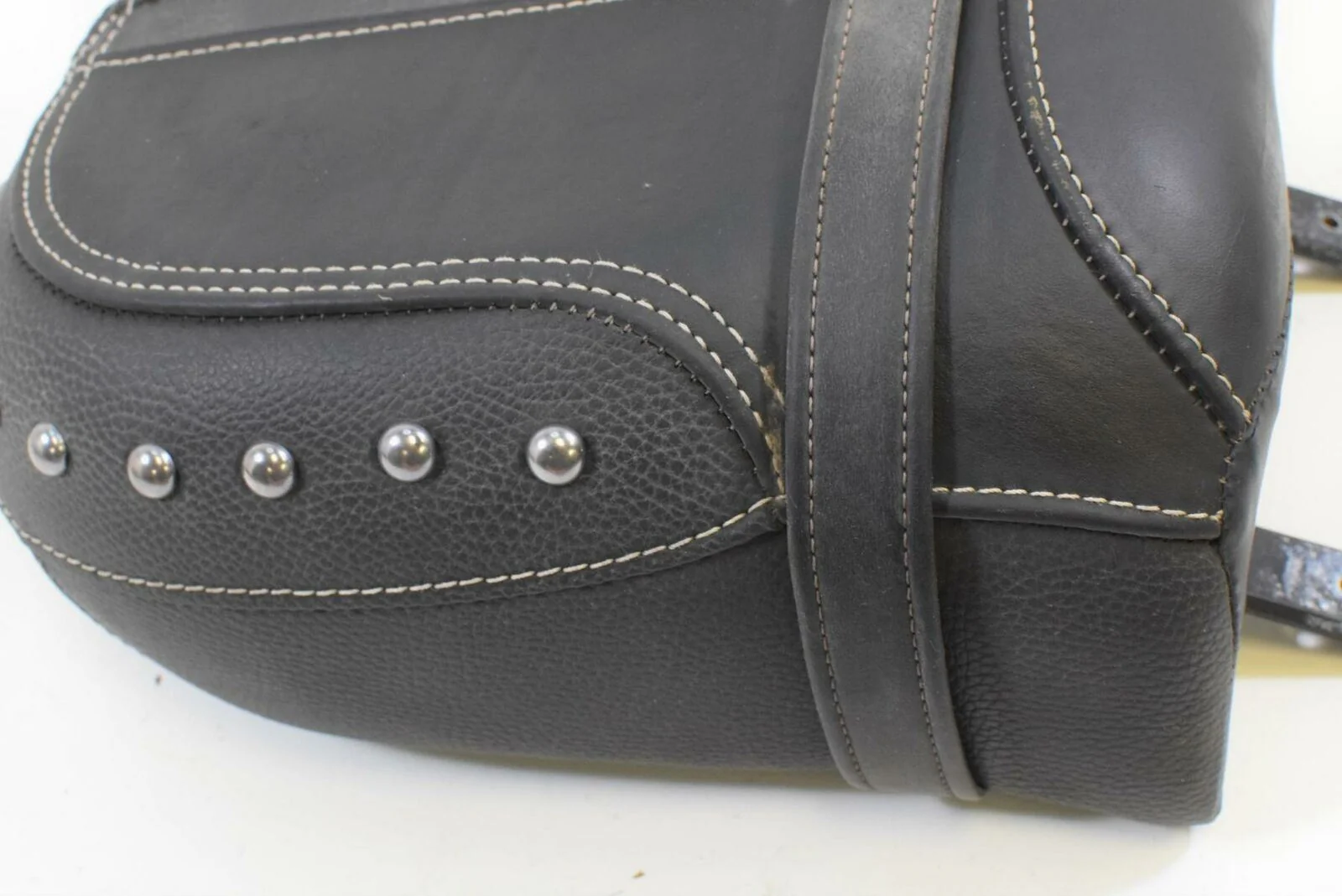 2017 Indian 111ci Springfield Rear Studded Passenger Saddle Pillion Seat 2686581 - Image 9