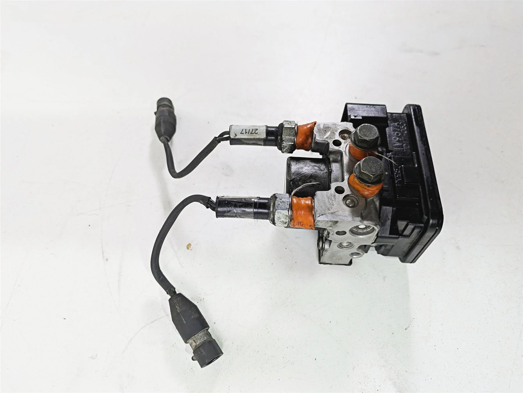 2017 Indian Chieftain Limited Abs Brake Pump Control Unit Module 2204981 - Image 2