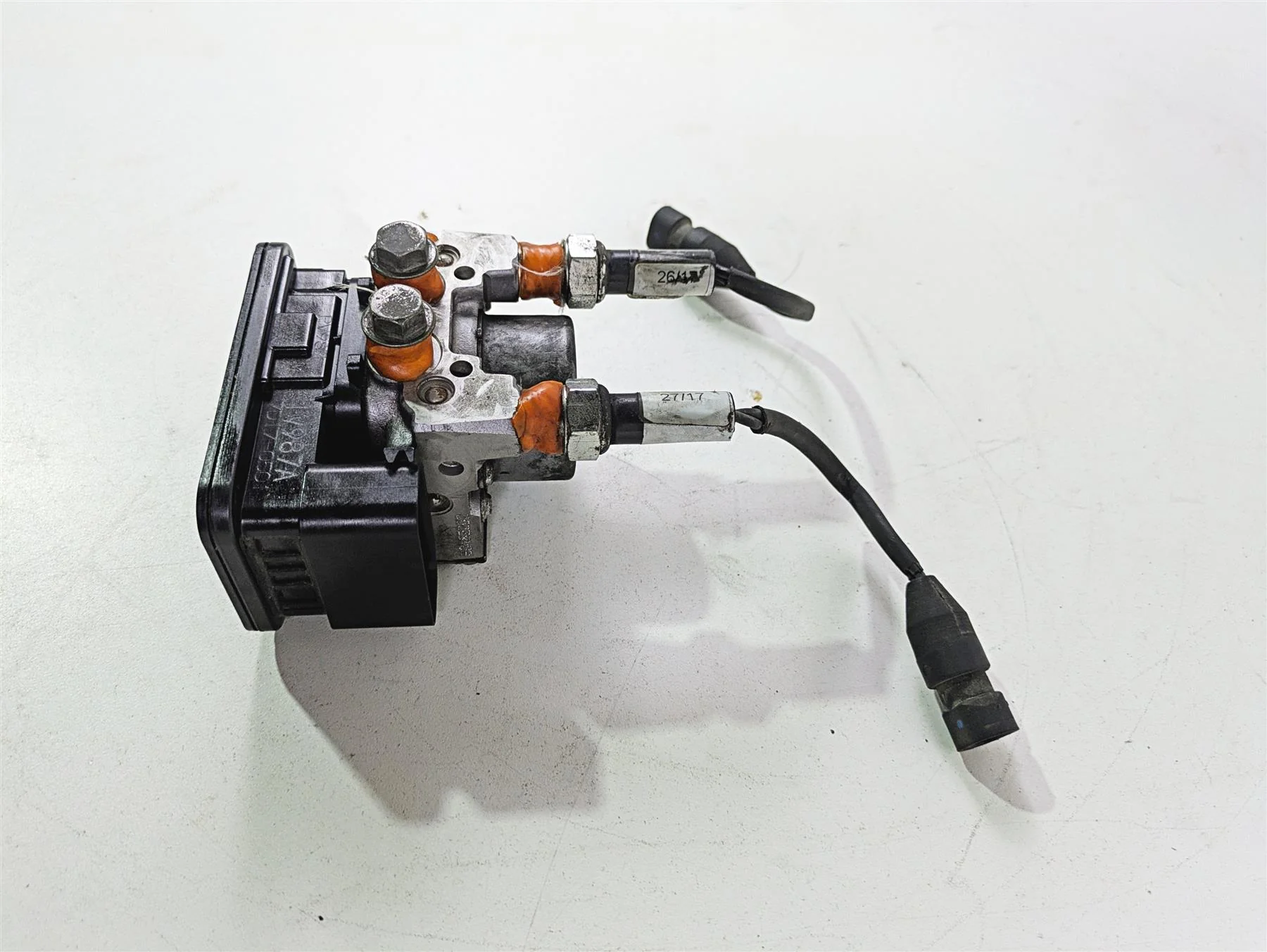 2017 Indian Chieftain Limited Abs Brake Pump Control Unit Module 2204981 - Image 3