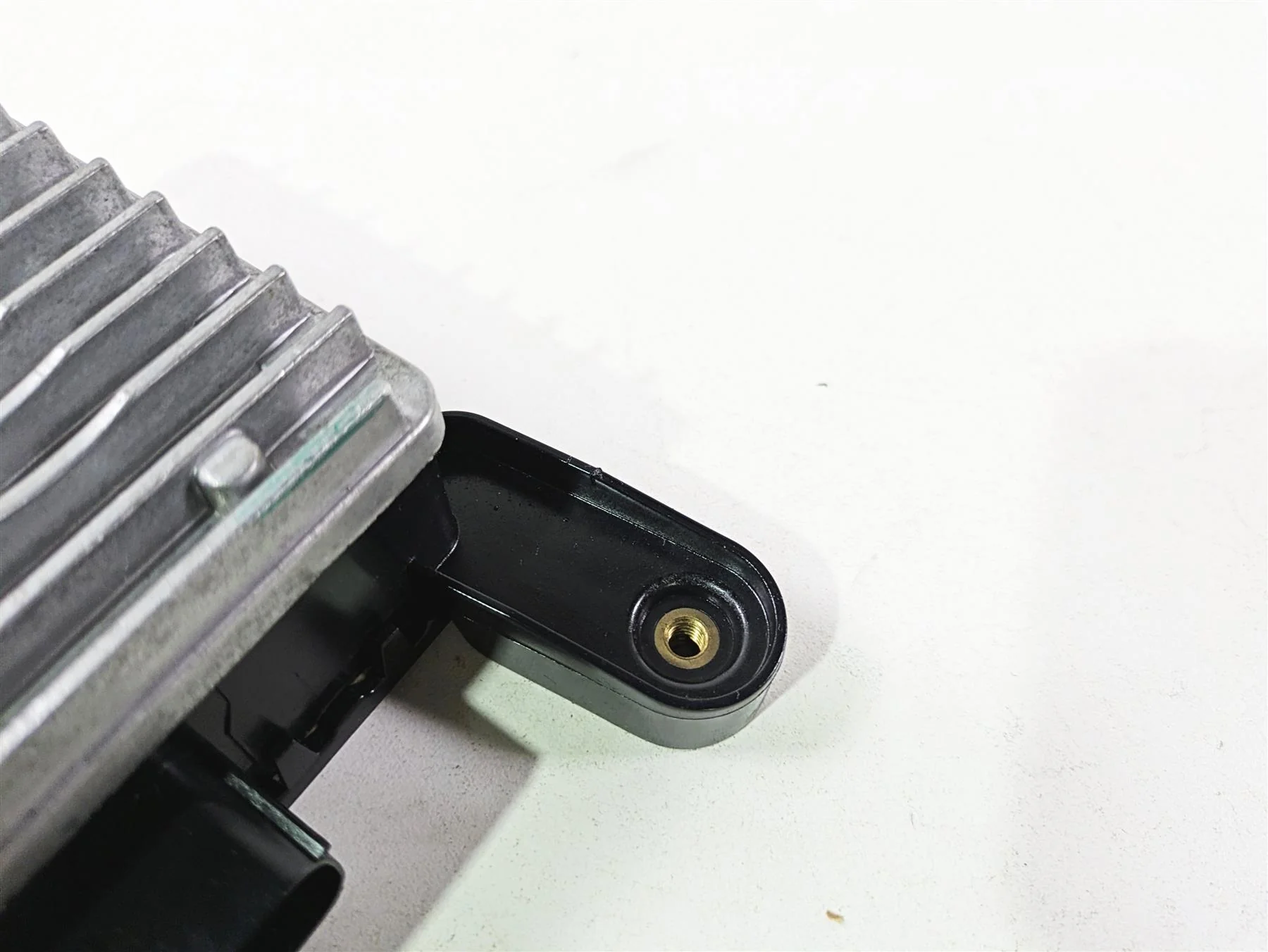 2017 Indian Chieftain Limited Audio Radio Control Module 4015979 - Image 9
