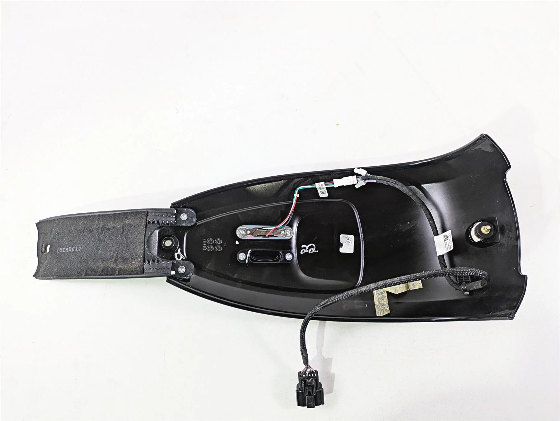 2017 Indian Chieftain Limited Black Fuel Gas Tank Cover & Switches Set 5633653 - Image 9