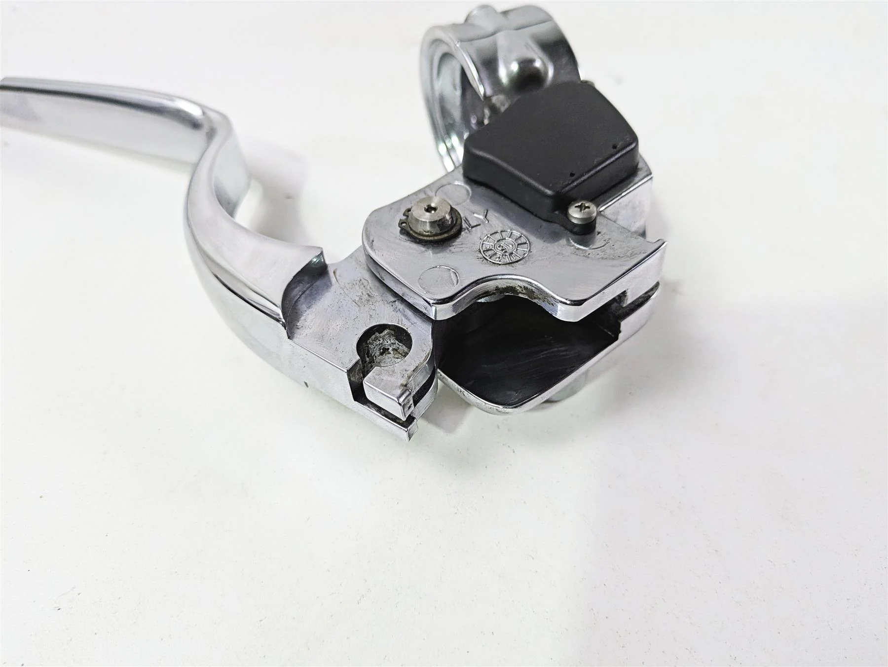 2017 Indian Chieftain Limited Chrome Clutch Perch & Lever 2205158 2206274 - Image 12