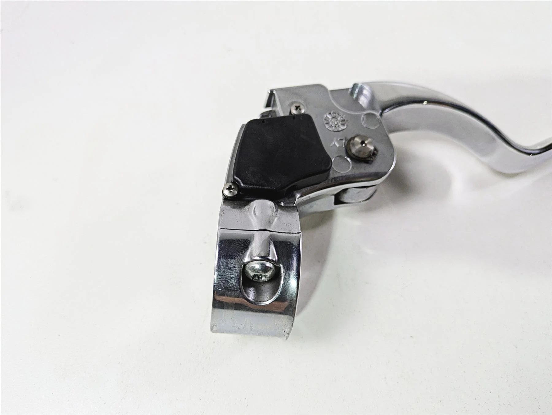 2017 Indian Chieftain Limited Chrome Clutch Perch & Lever 2205158 2206274 - Image 6