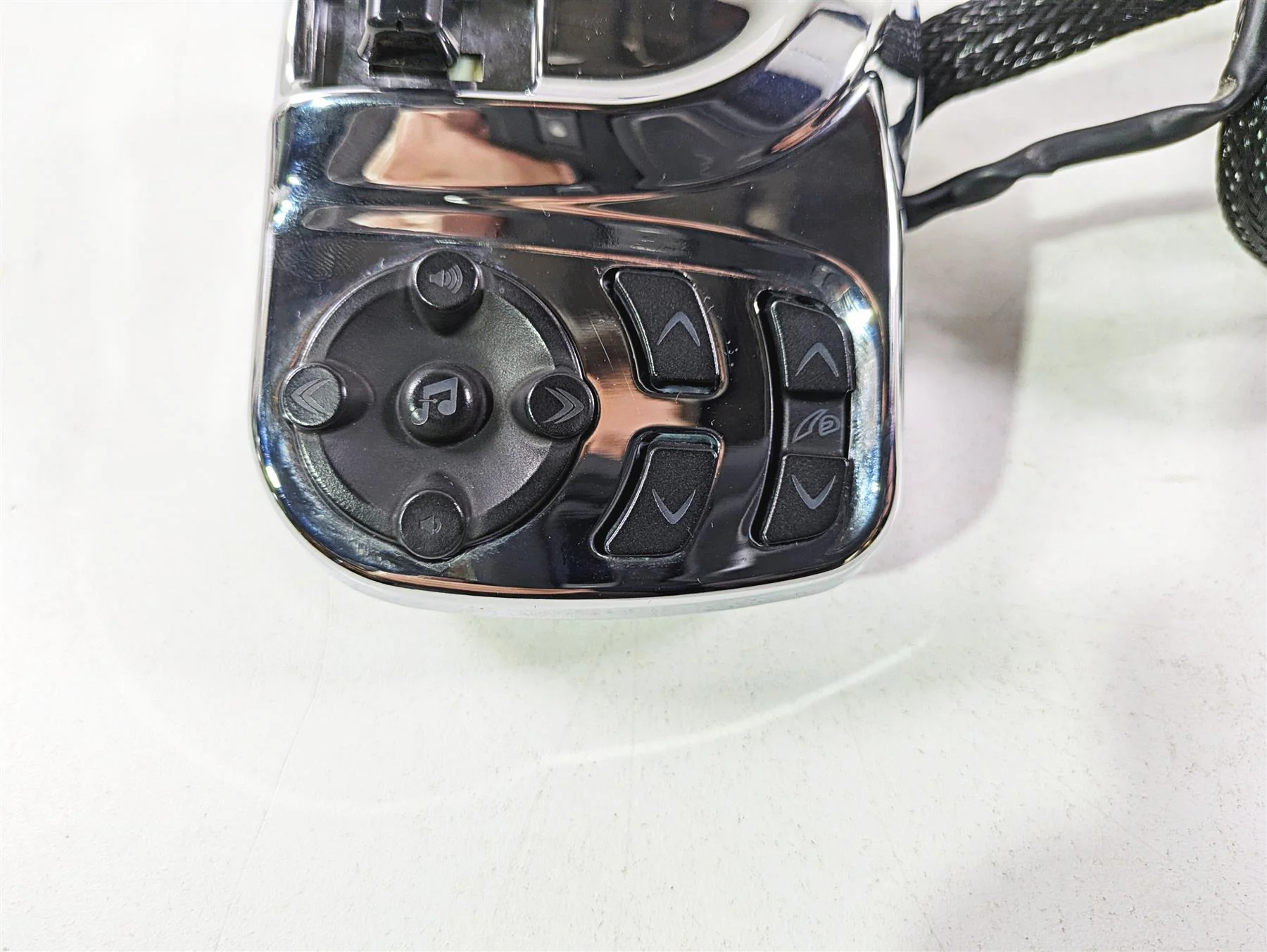 2017 Indian Chieftain Limited Chrome Left Hand Control Switch Audio 4015197 - Image 8