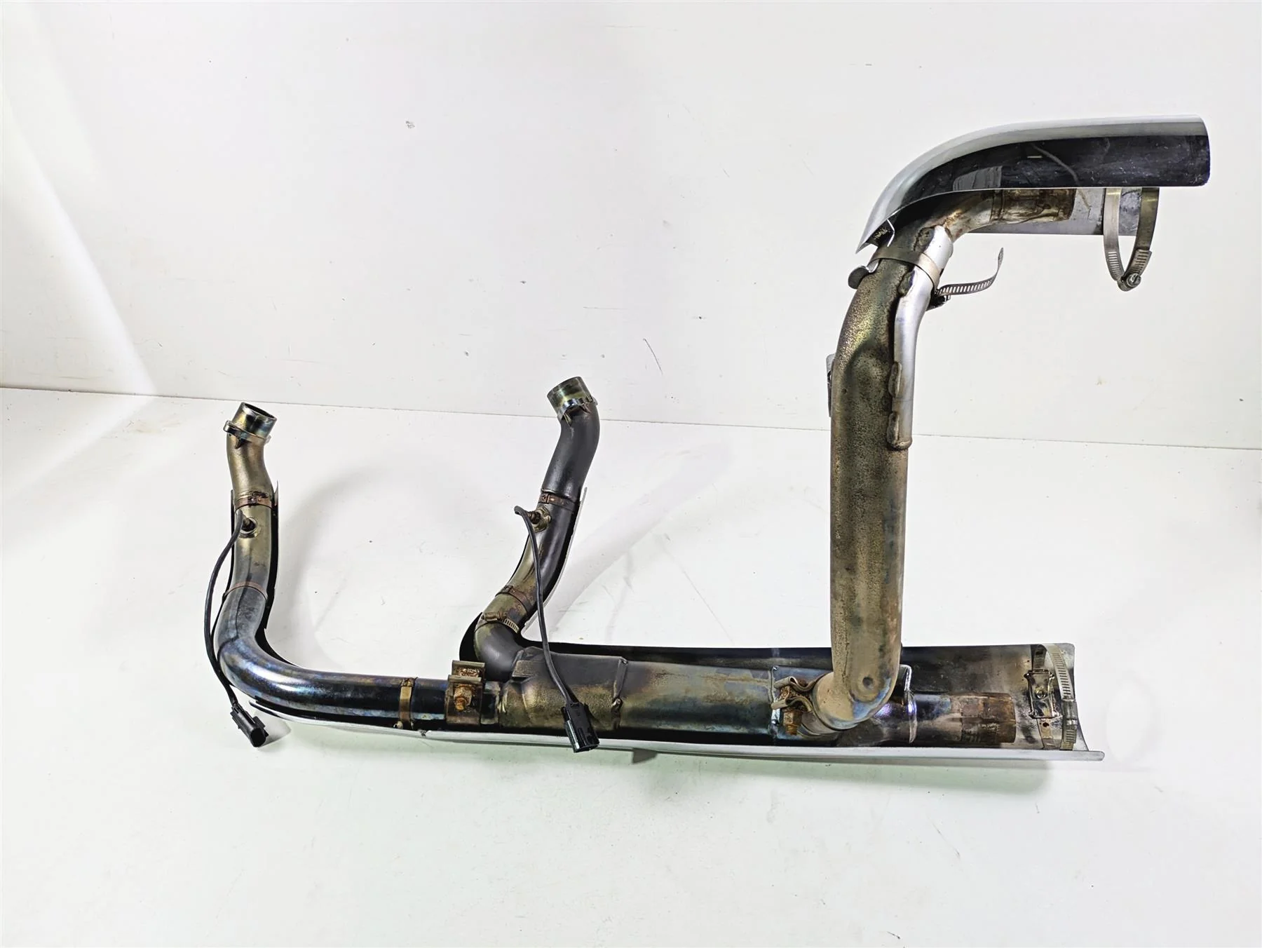 2017 Indian Chieftain Limited Exhaust Header Manifold - Read 1262761 - Image 2
