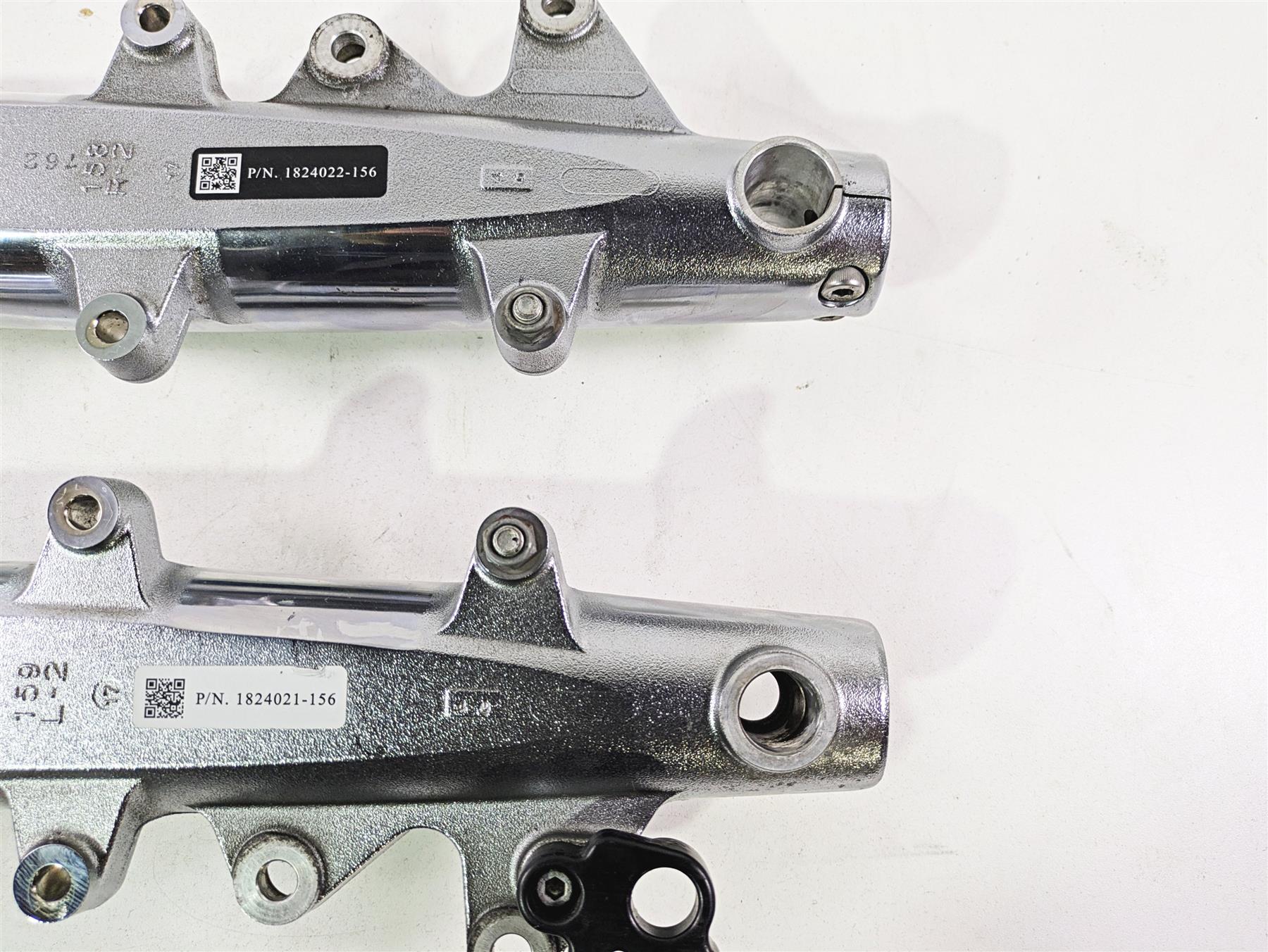 2017 Indian Chieftain Limited Front Fork Leg Set 46mm Chrome 1824021 1824022 - Image 3