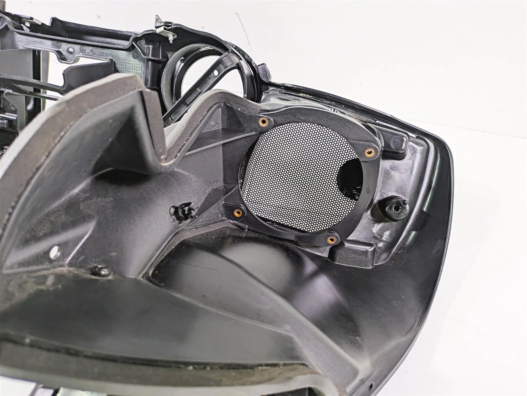 2017 Indian Chieftain Limited Front Nose Inner Fairing Cover Black 5452568 - Image 12