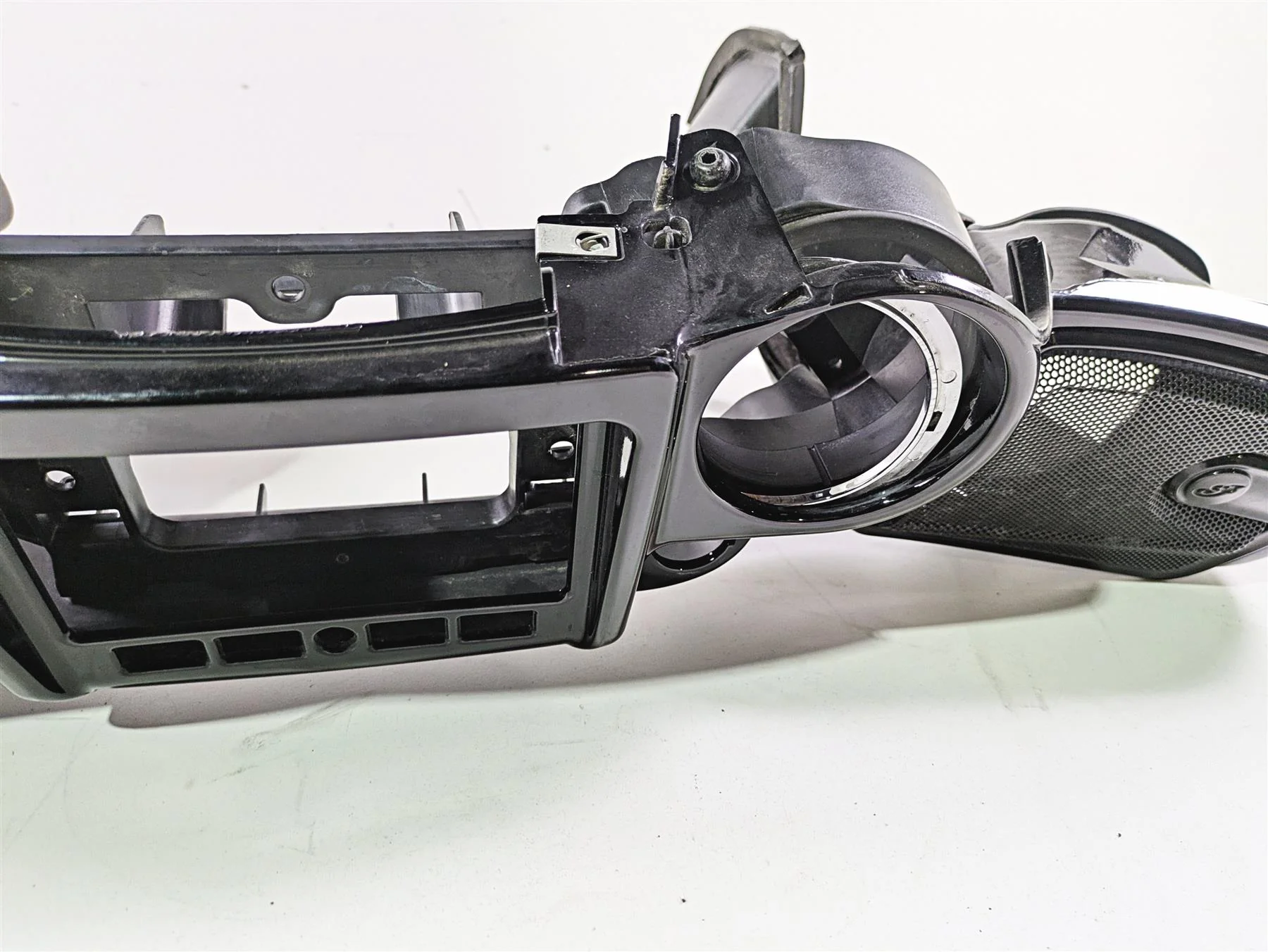 2017 Indian Chieftain Limited Front Nose Inner Fairing Cover Black 5452568 - Image 5