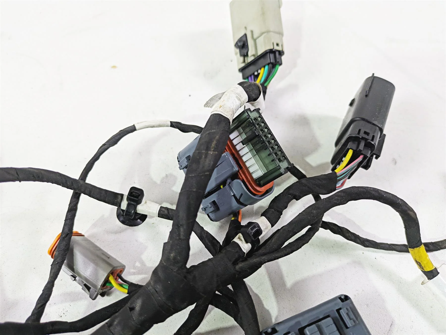 2017 Indian Chieftain Limited Front Nose Wiring Harness Loom 2413260 - Image 9