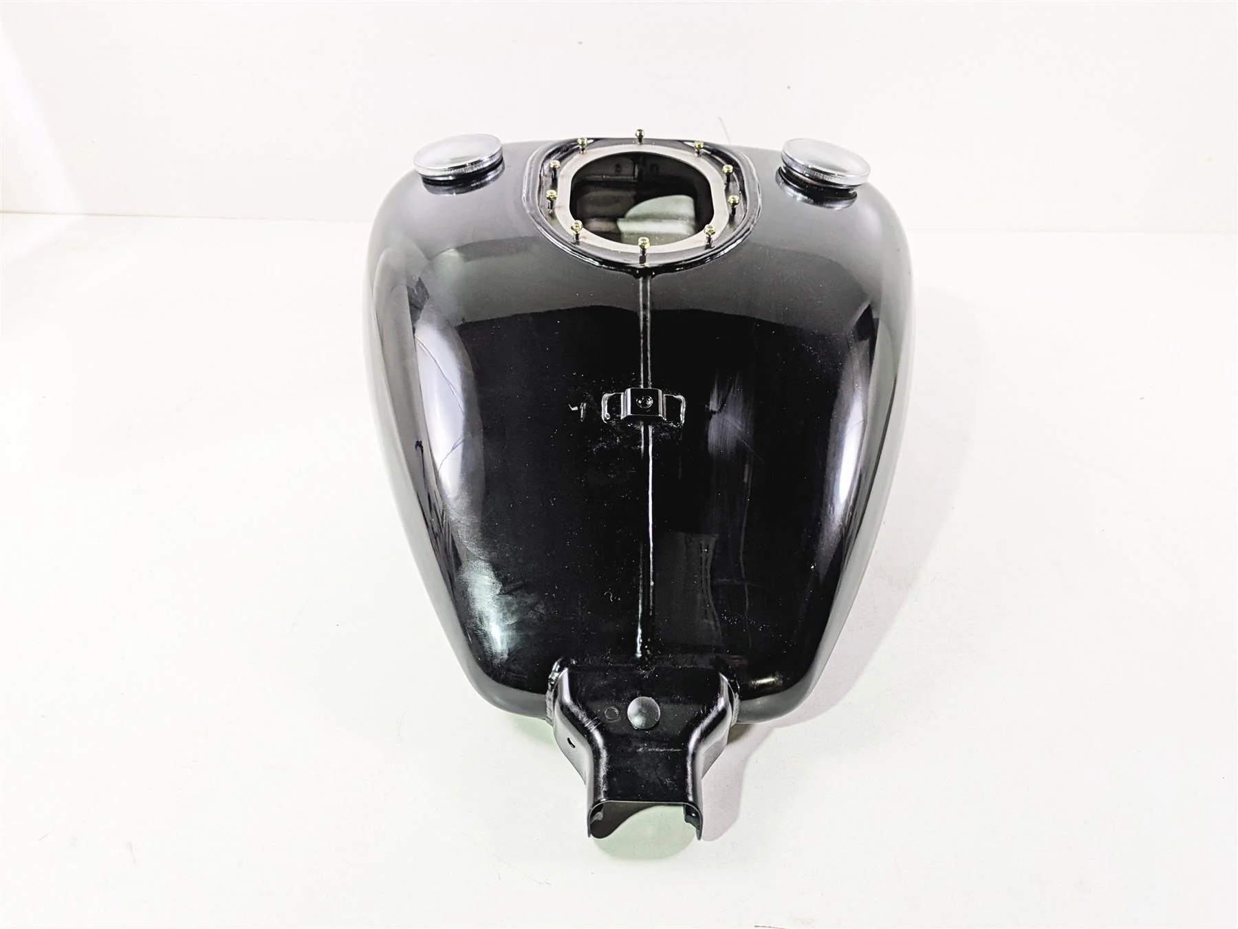 2017 Indian Chieftain Limited Gloss Black Gas Fuel Petrol Tank - No Dent 1021997 - Image 11
