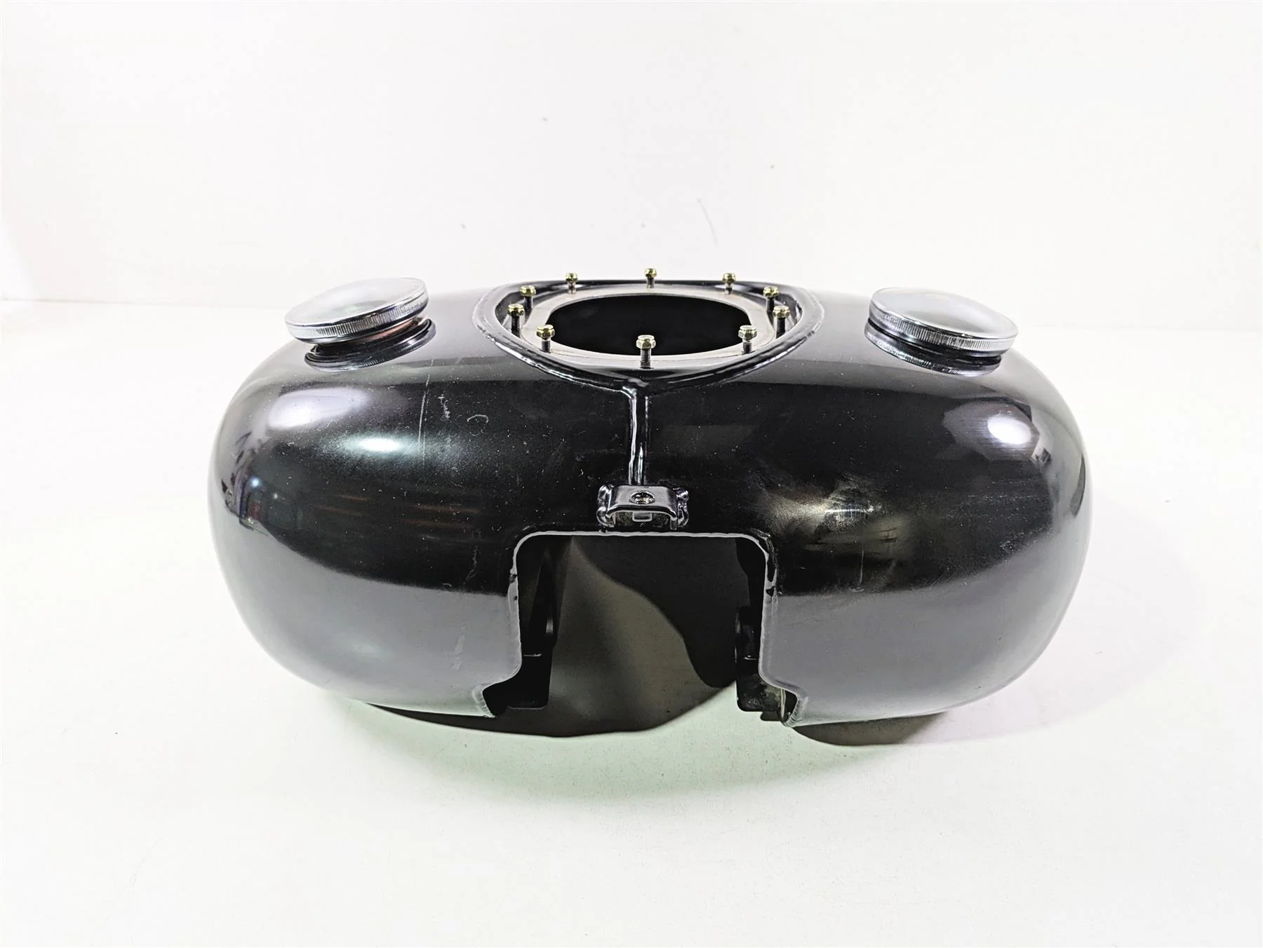 2017 Indian Chieftain Limited Gloss Black Gas Fuel Petrol Tank - No Dent 1021997 - Image 2