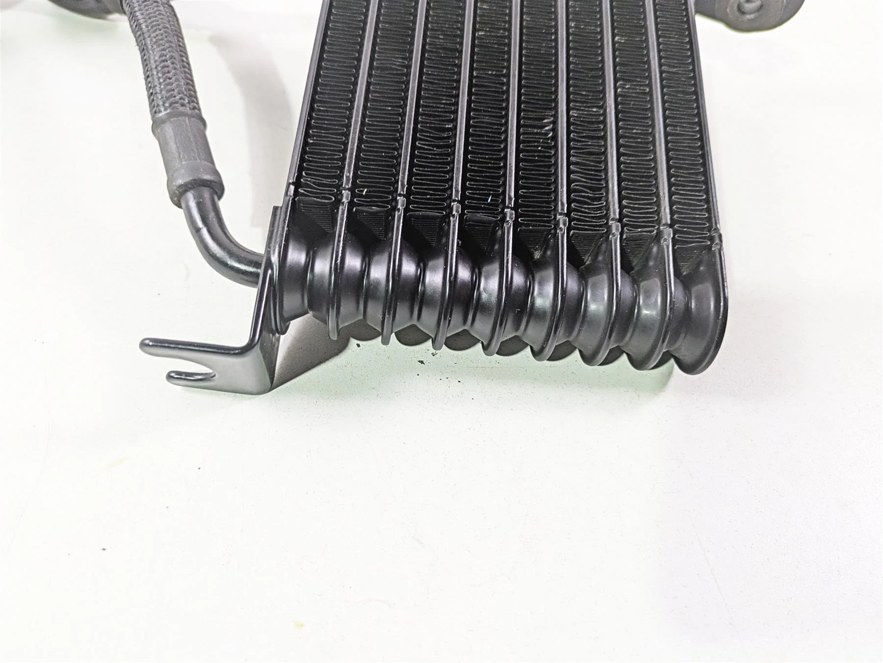 2017 Indian Chieftain Limited Oil Cooler & Lines & Flange 1240964 - Image 11