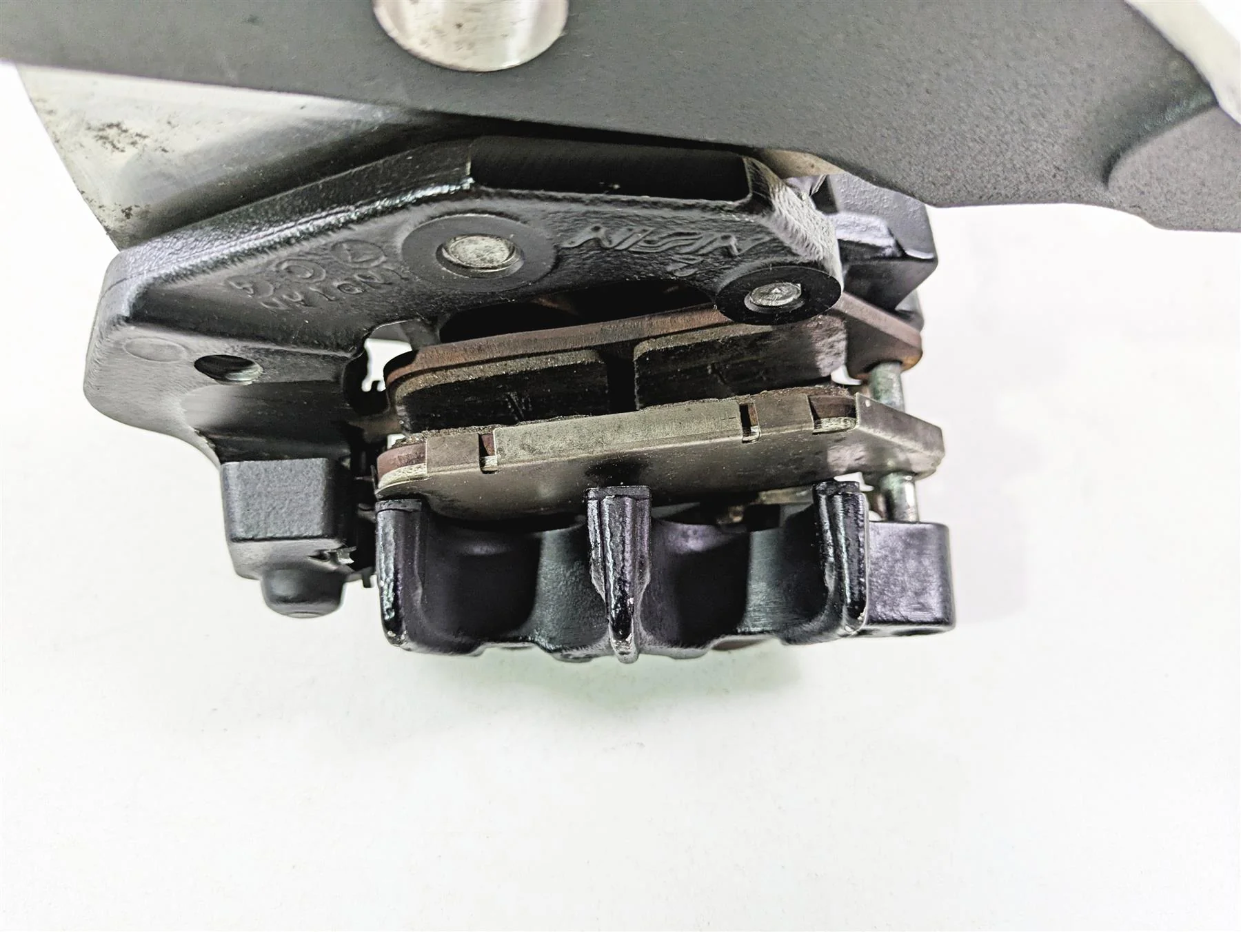 2017 Indian Chieftain Limited Rear Brake Caliper & Bracket 1912006 - Image 9