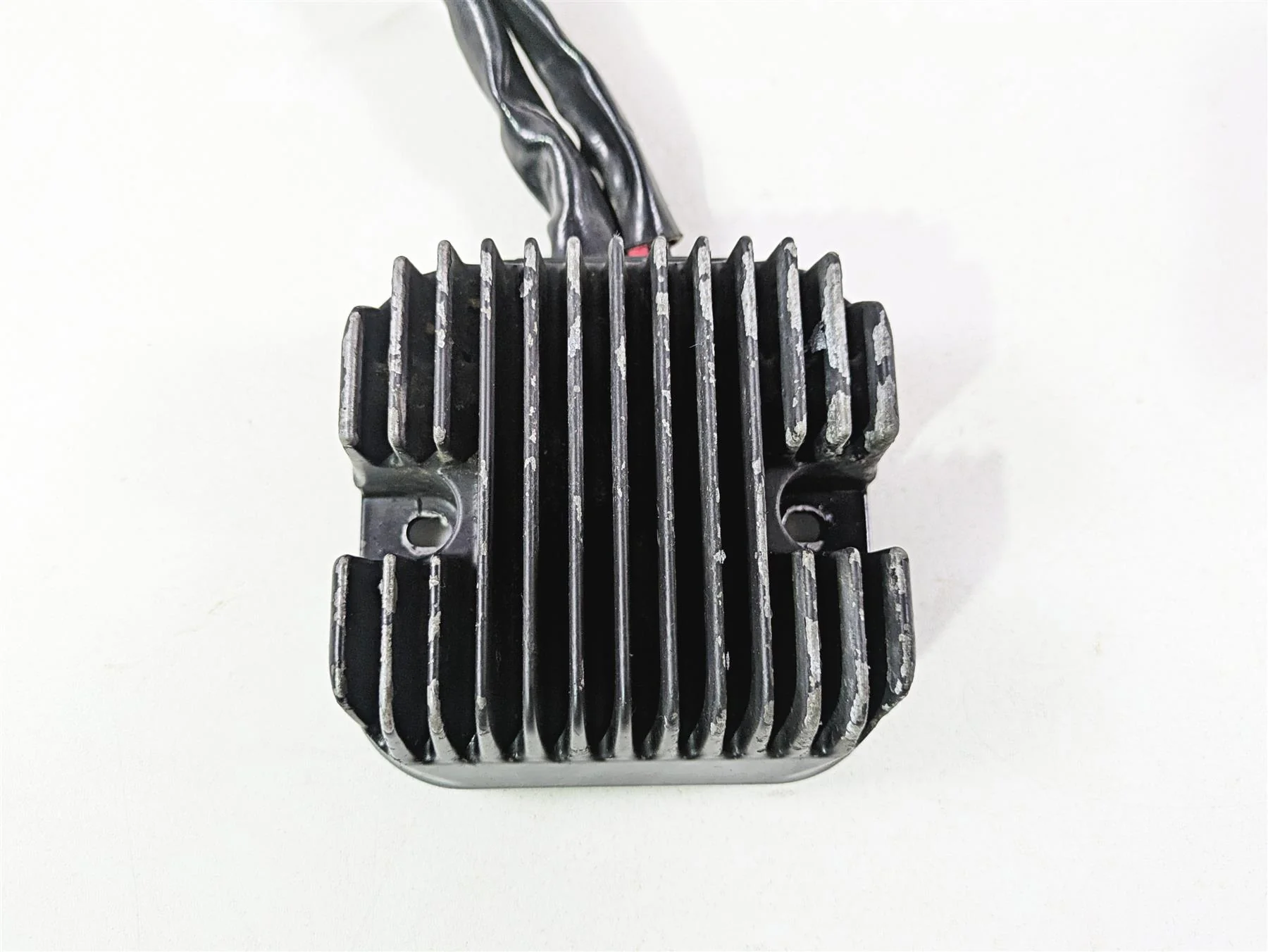 2017 Indian Chieftain Limited Rectifier Voltage Regulator 4014300 - Image 8