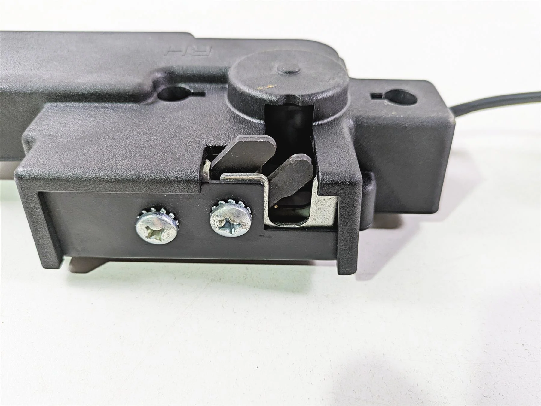 2017 Indian Chieftain Limited Right Bag Lock Control Module Lock 4017838 - Image 11
