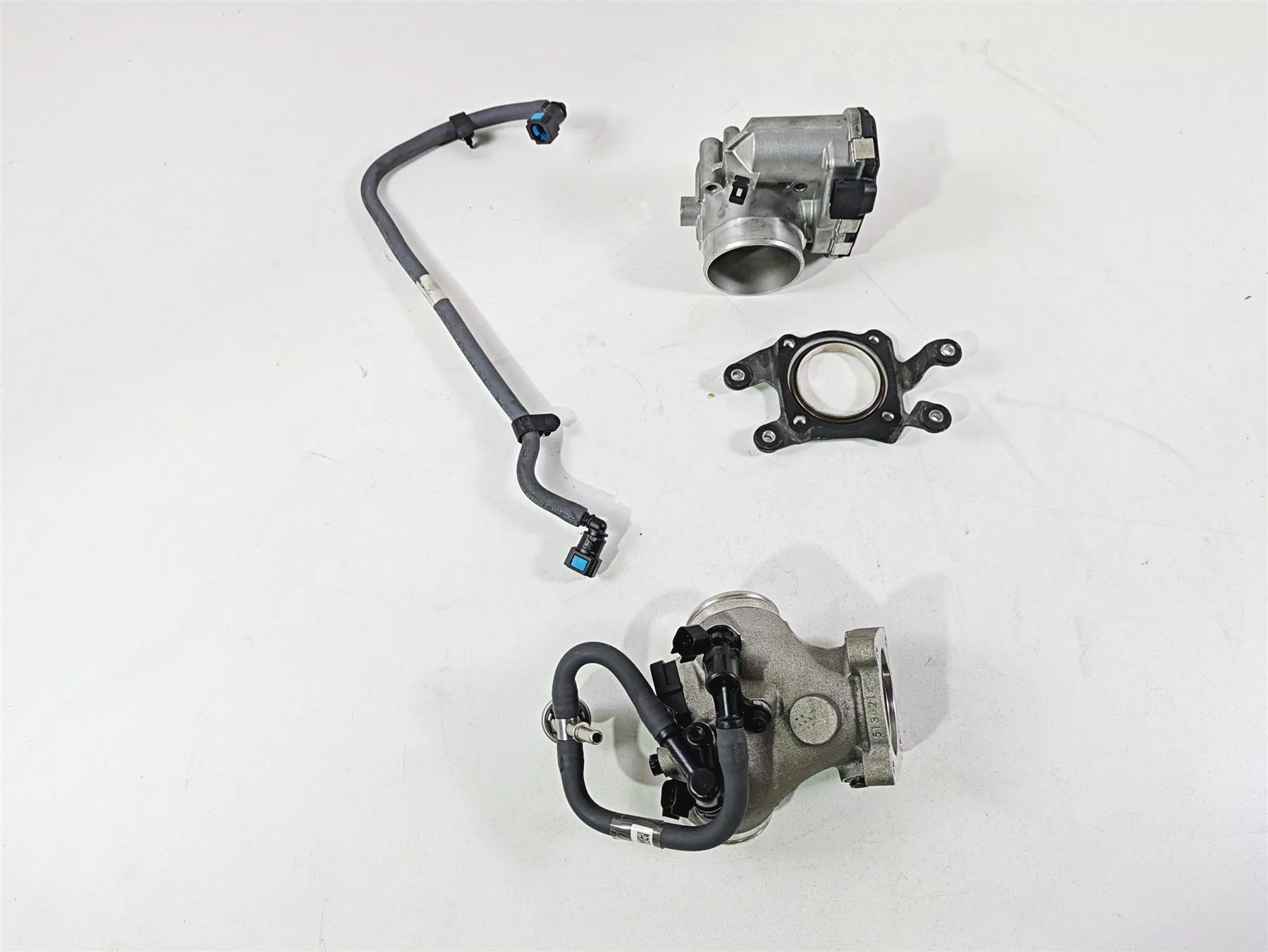 2017 Indian Chieftain Limited Throttle Body & Intake Manifold 5138214 1204685