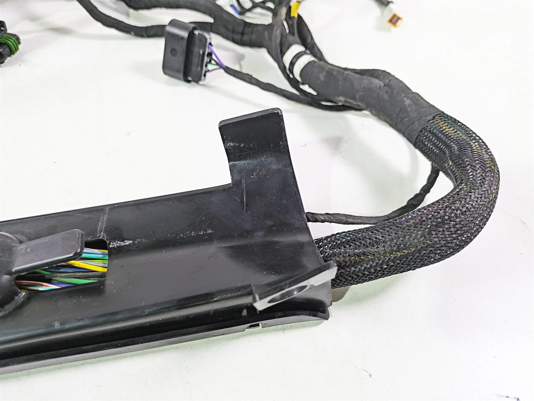 2017 Indian Chieftain Limited Wiring Harness Loom - No Cuts 2413259 - Image 9