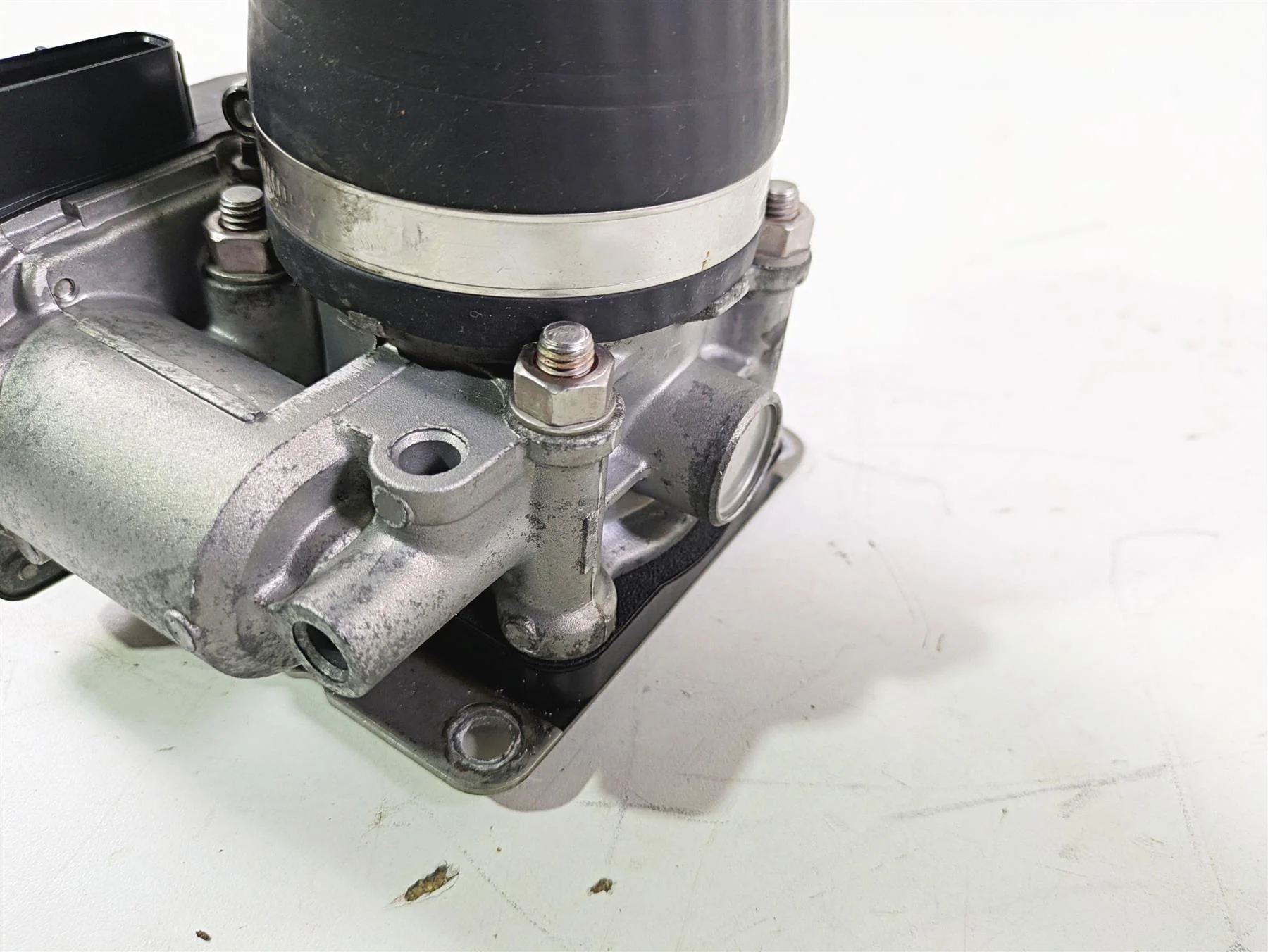 2017 Kawasaki Ultra 310X Mikuni Throttle Body 16163-3717 16163-1168 - Image 9