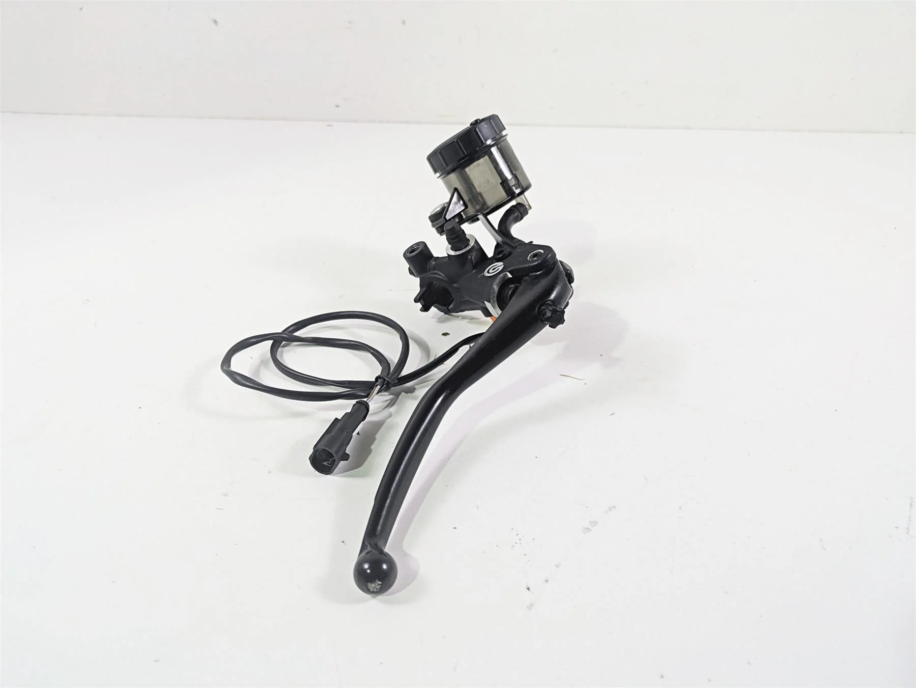2017 KTM 1290 Super Duke GT Brembo Front Radial Brake Master Pump 6131300100030 - Image 5