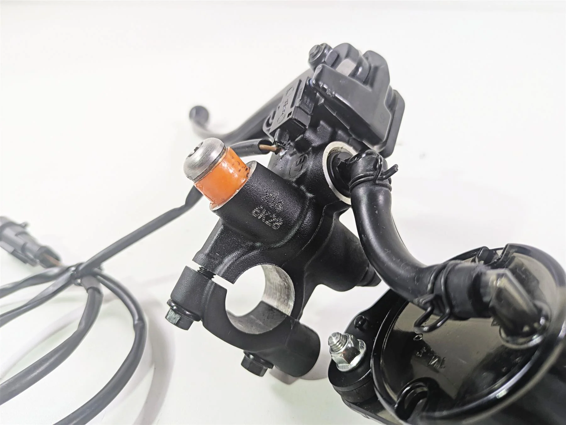 2017 KTM 1290 Super Duke GT Brembo Front Radial Brake Master Pump 6131300100030 - Image 8