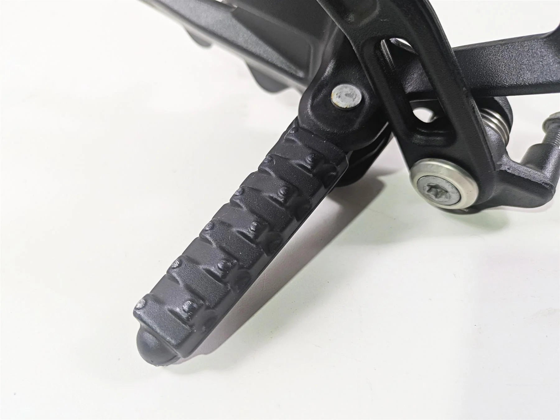 2017 KTM 1290 Super Duke GT Front Right Footpeg & Brake Pedal 6130303910033S - Image 9