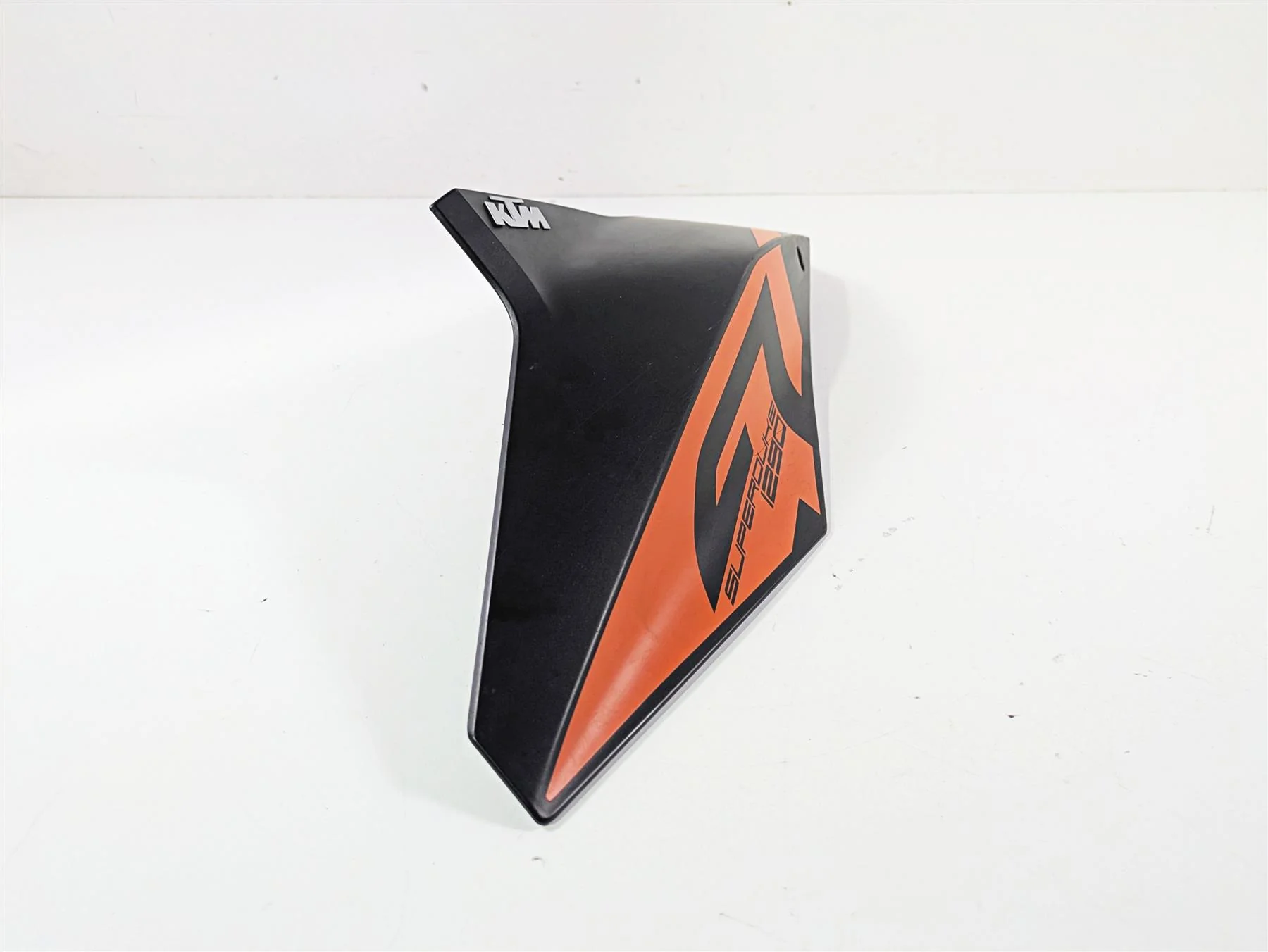 2017 KTM 1290 Super Duke GT Left Tank Cover Fairing 61408050100 - Image 3