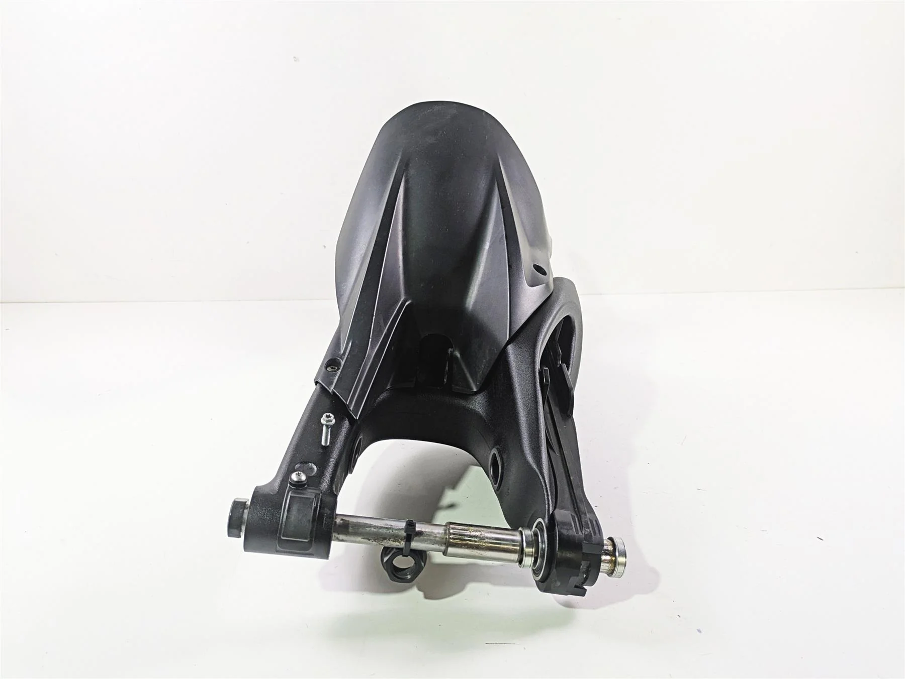 2017 KTM 1290 Super Duke GT One Side Swingarm & Axle Set 6140403004433A - Image 2