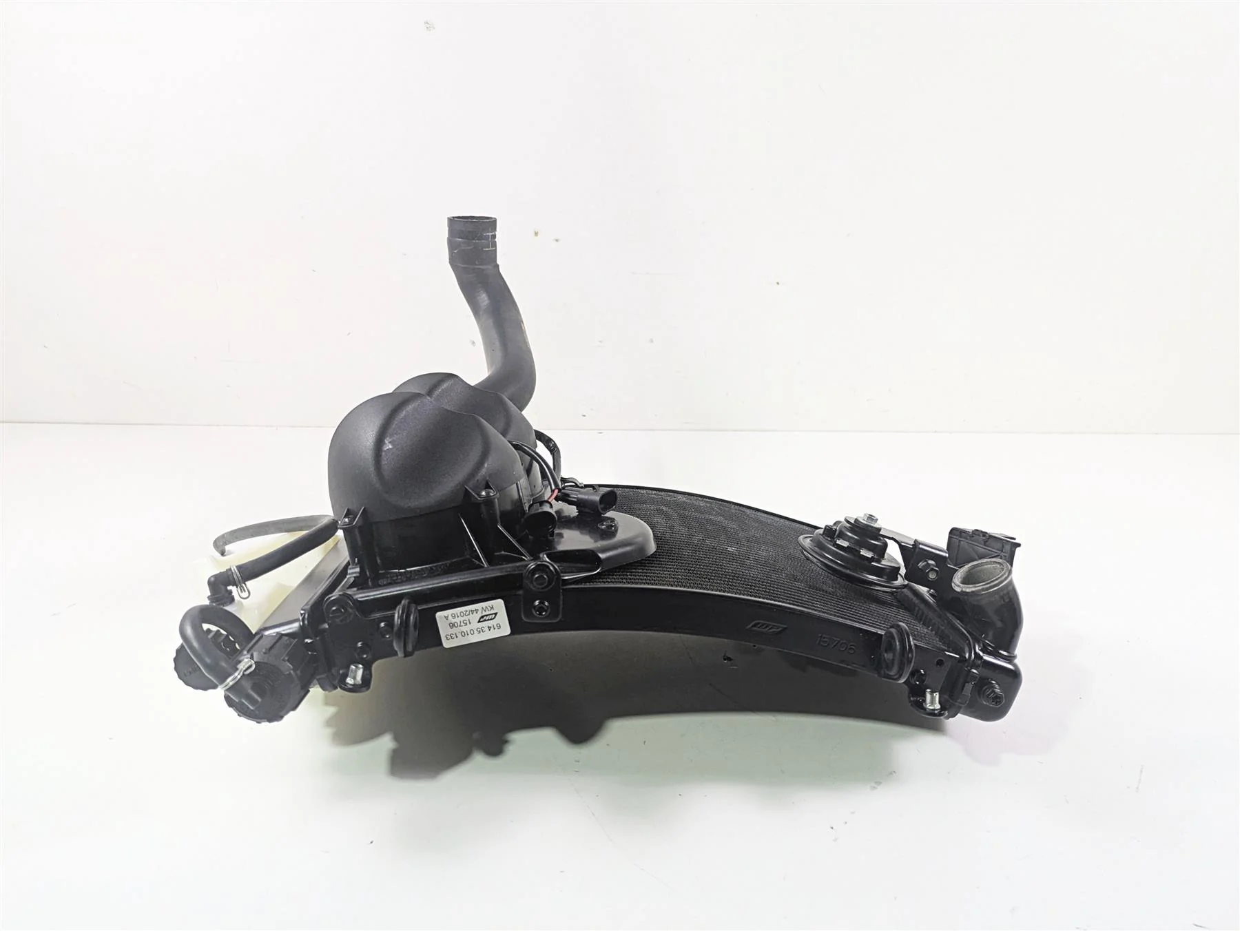 2017 KTM 1290 Super Duke GT Radiator Fan Reservoir Hoses Set 61435010000 - Image 4