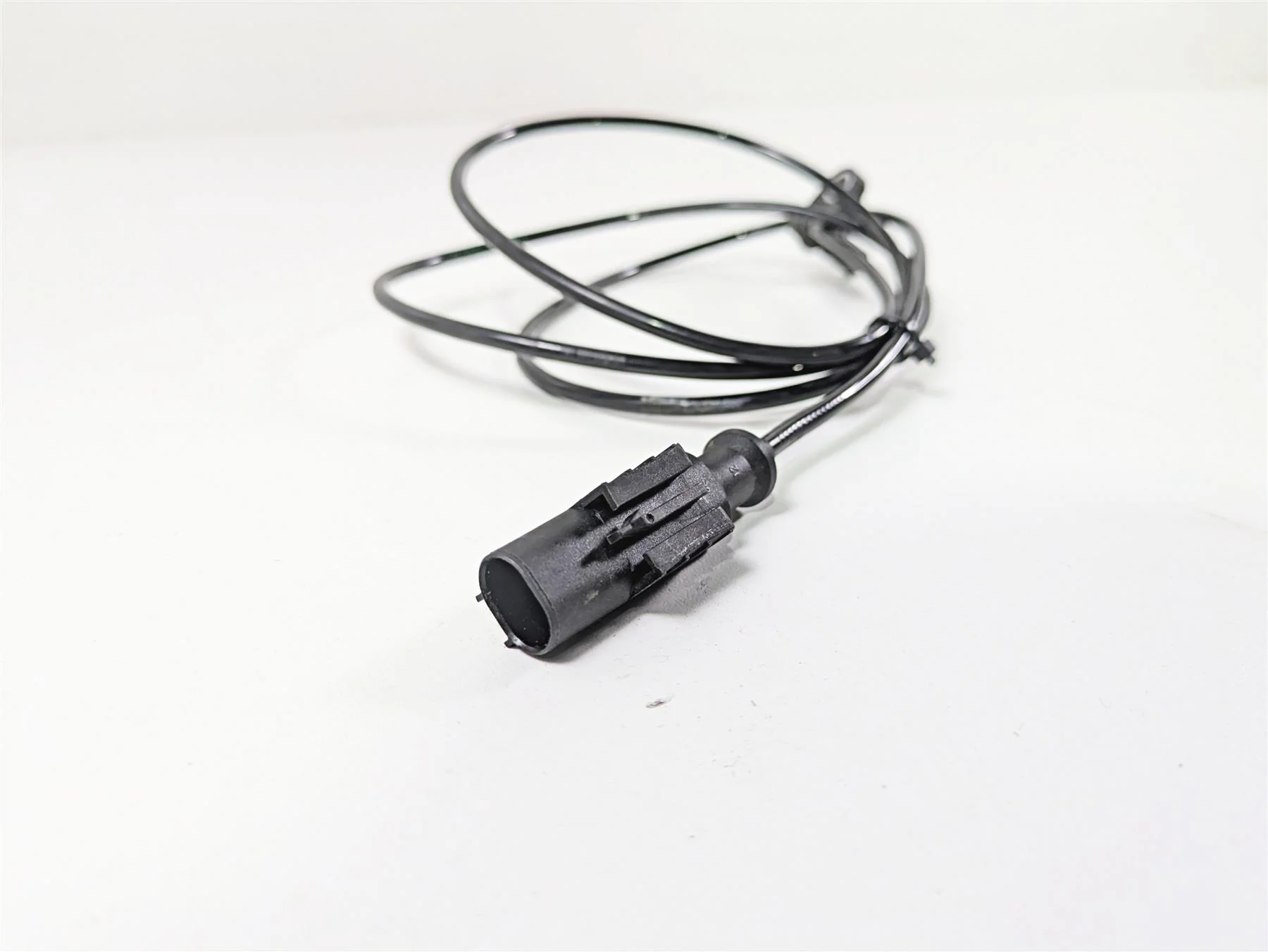 2017 KTM 1290 Super Duke GT Rear Abs Brake Wheel Speed Sensor 76042025000 - Image 7