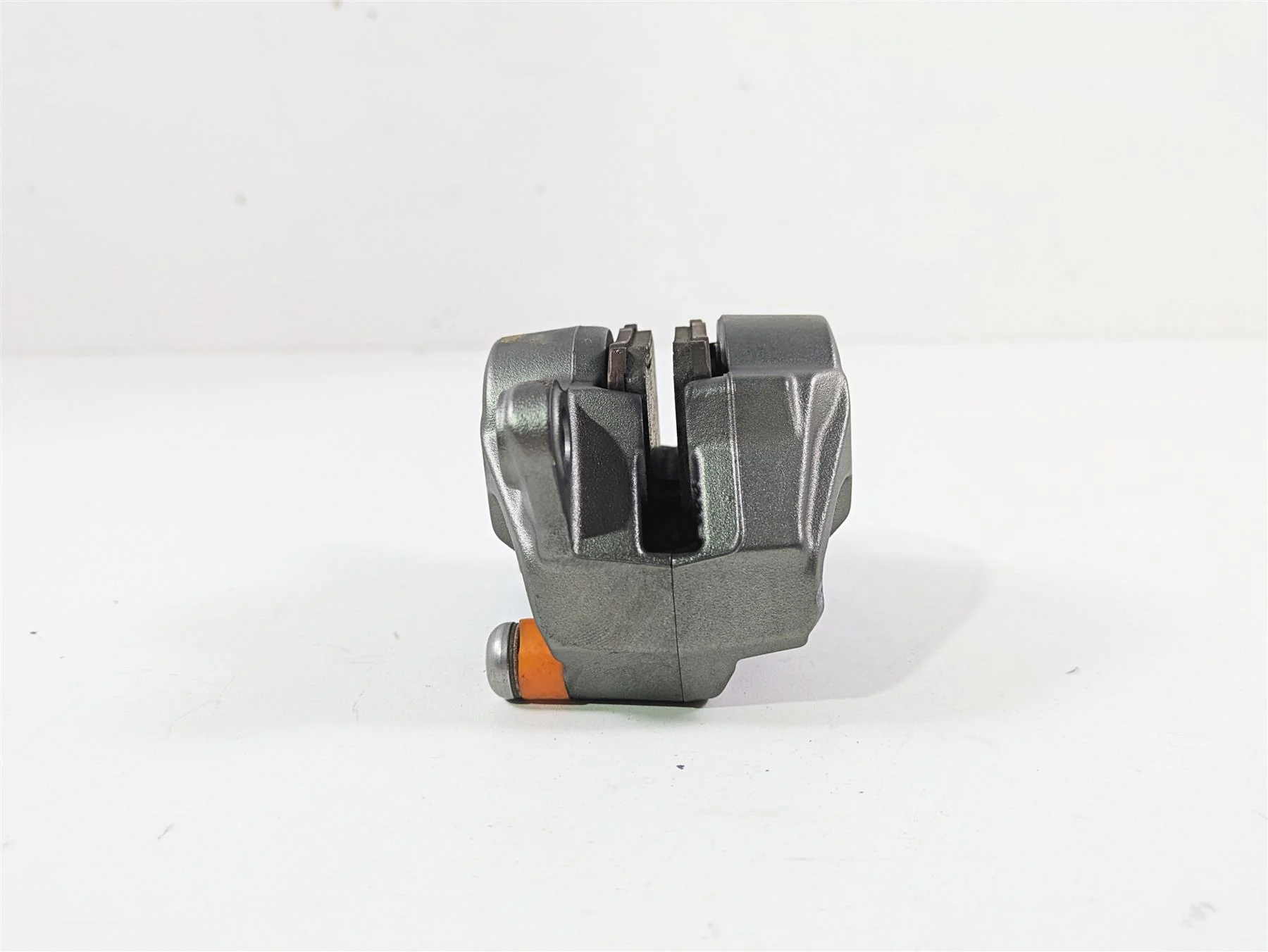 2017 KTM 1290 Super Duke GT Rear Brake Caliper Brembo 6131308000158 - Image 5