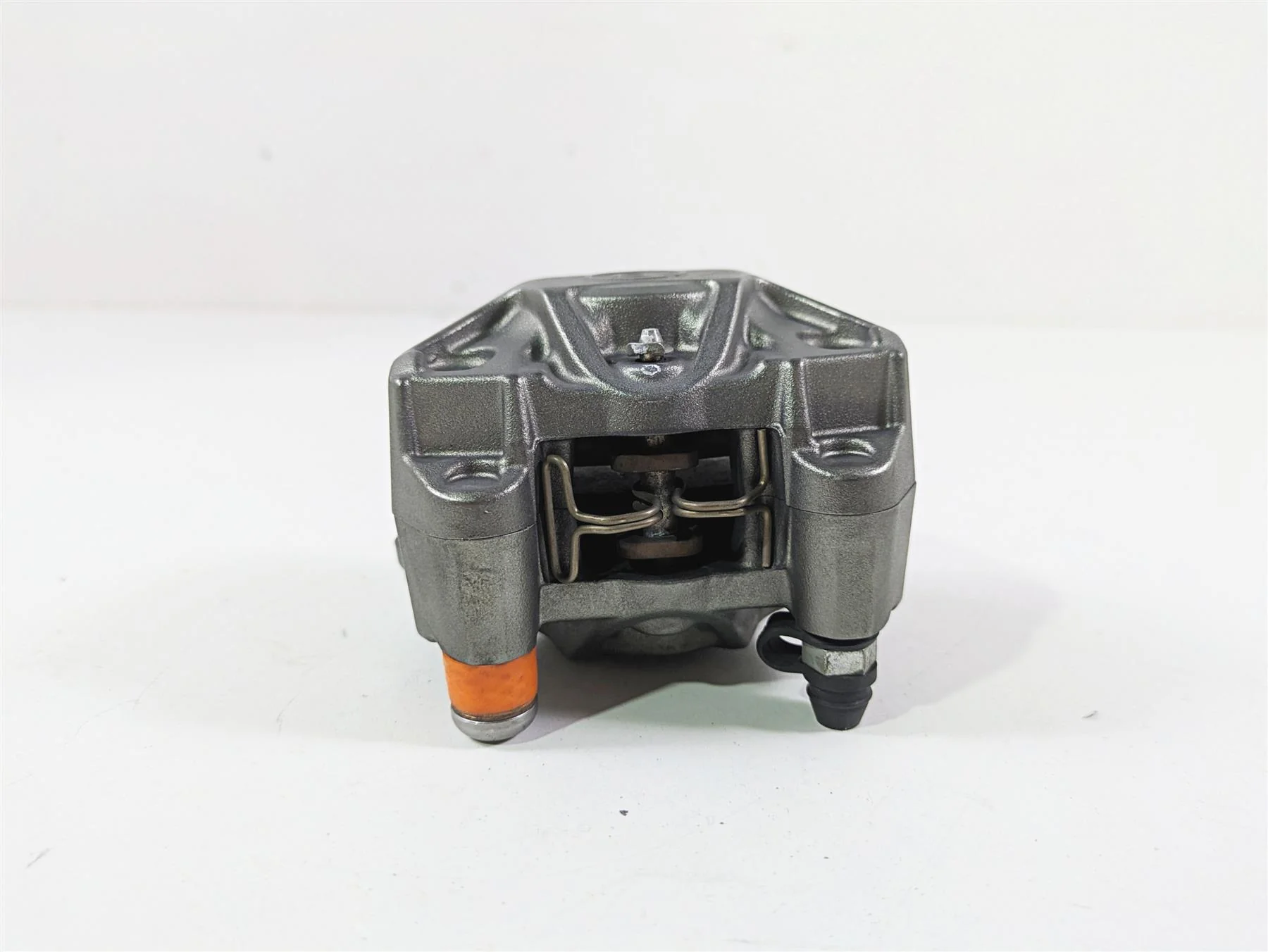 2017 KTM 1290 Super Duke GT Rear Brake Caliper Brembo 6131308000158 - Image 6