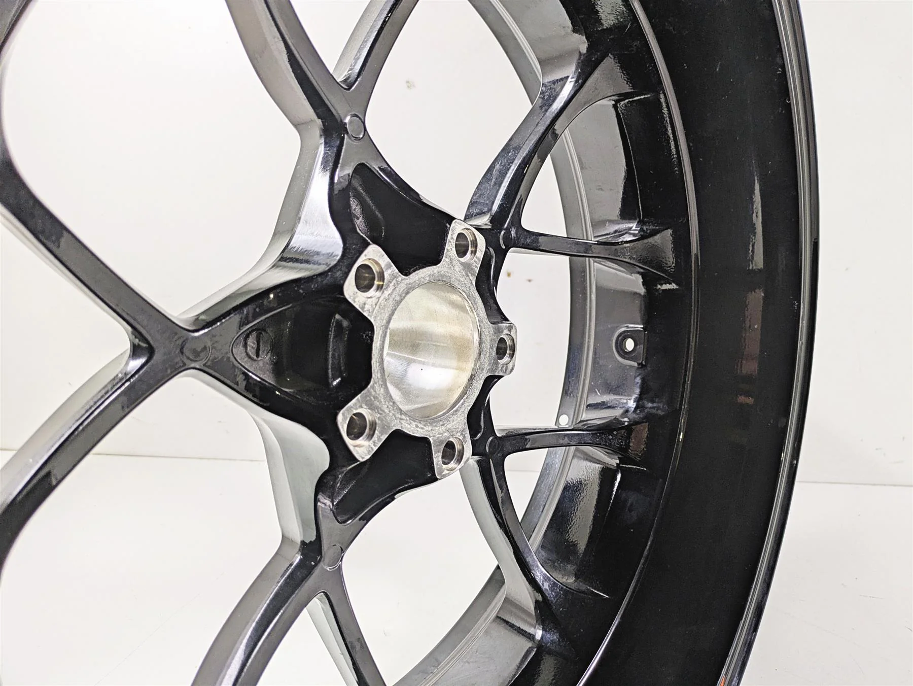 2017 KTM 1290 Super Duke GT Rear Wheel Rim 17x6 Straight 6141010100030 - Image 4