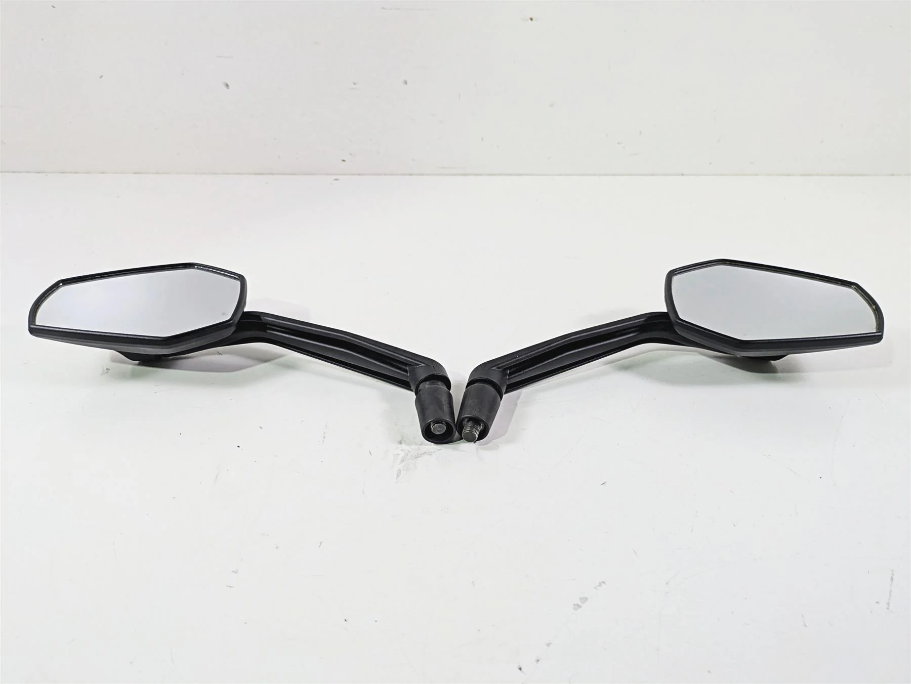 2017 KTM 1290 Super Duke GT Stock Rear View Mirror Set 61312040200 61312041100 - Image 3