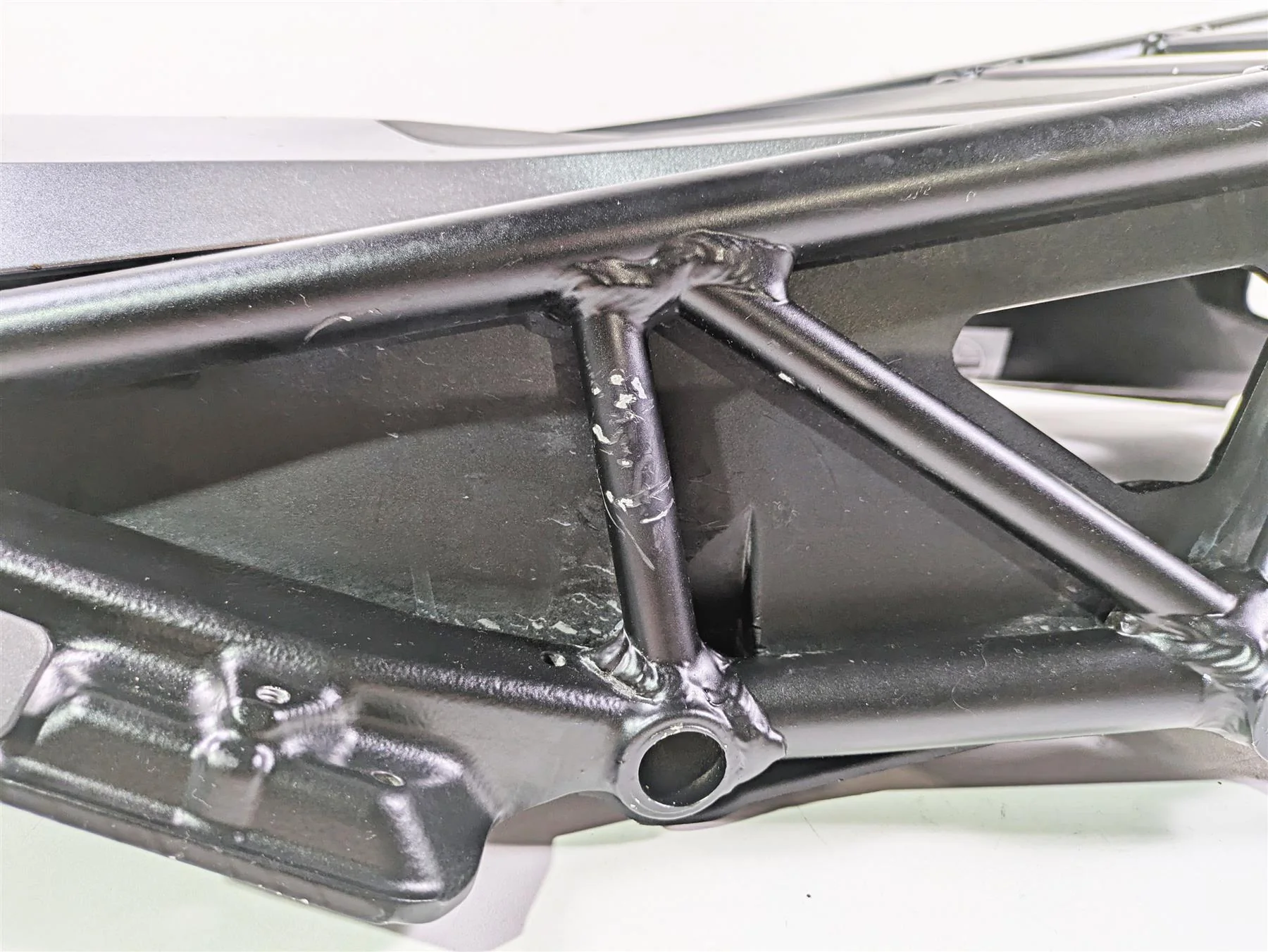 2017 KTM 1290 Super Duke GT Subframe & Inner Fender 6140300210033 - Image 10